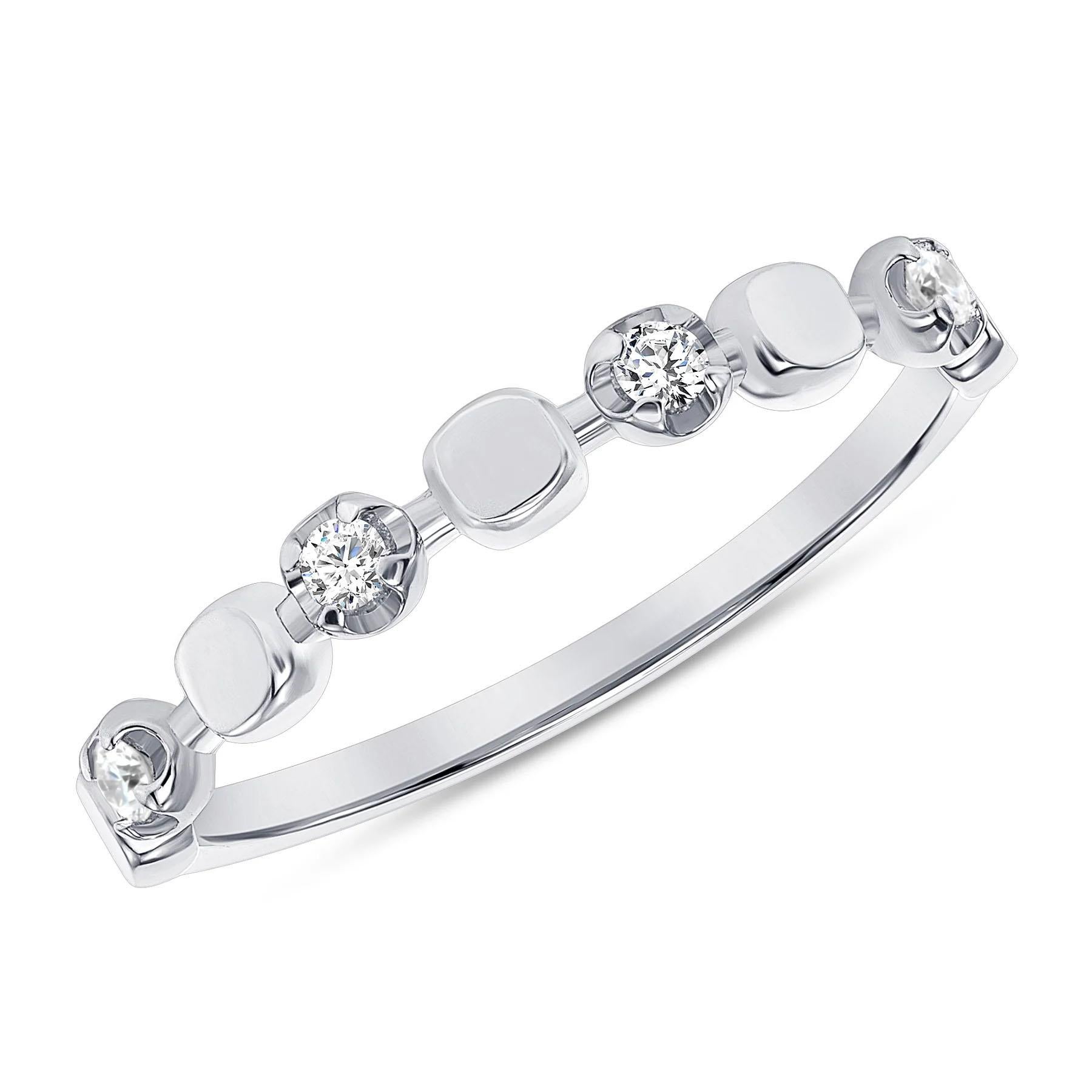 En vente :  Bague empilable en or jaune 14 carats avec diamants taille ronde 2