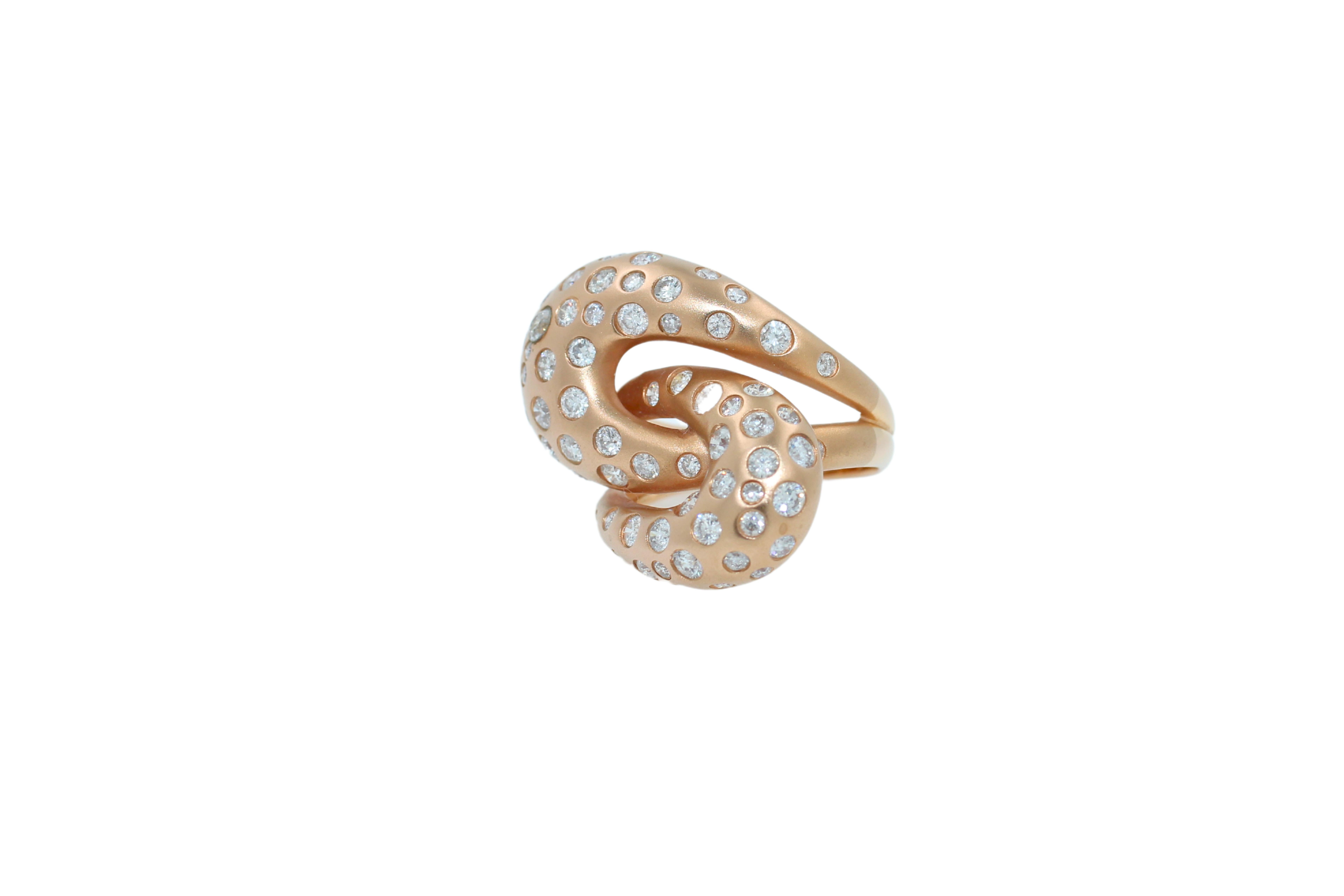 Art Deco Diamond Round Flush Bezel Set Chunky Statement Cocktail 18 Karat Rose Gold Ring For Sale