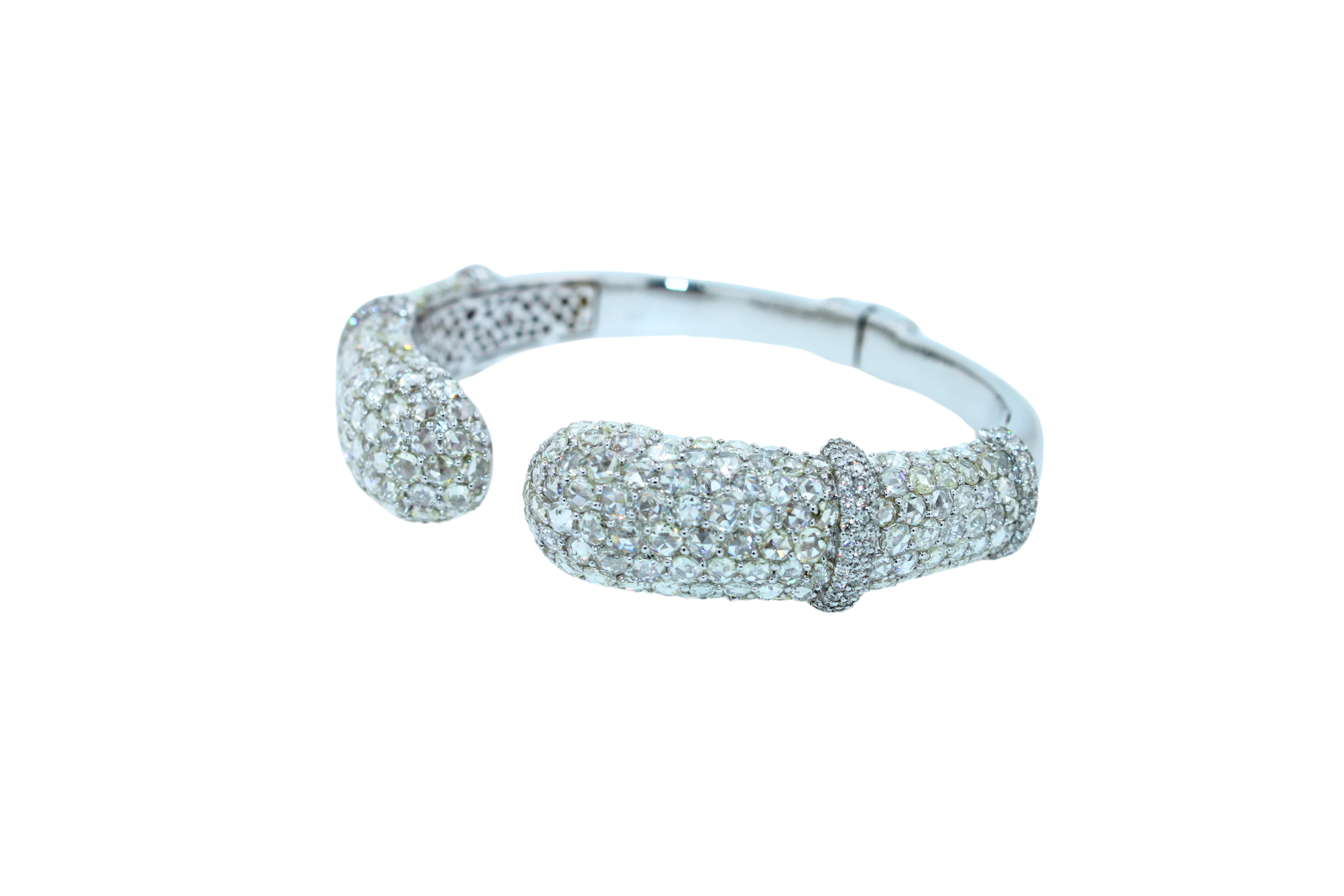 Diamond Round Shape Brilliant Cut Pave Set Lux 18K White Gold Bangle Bracelet For Sale 5