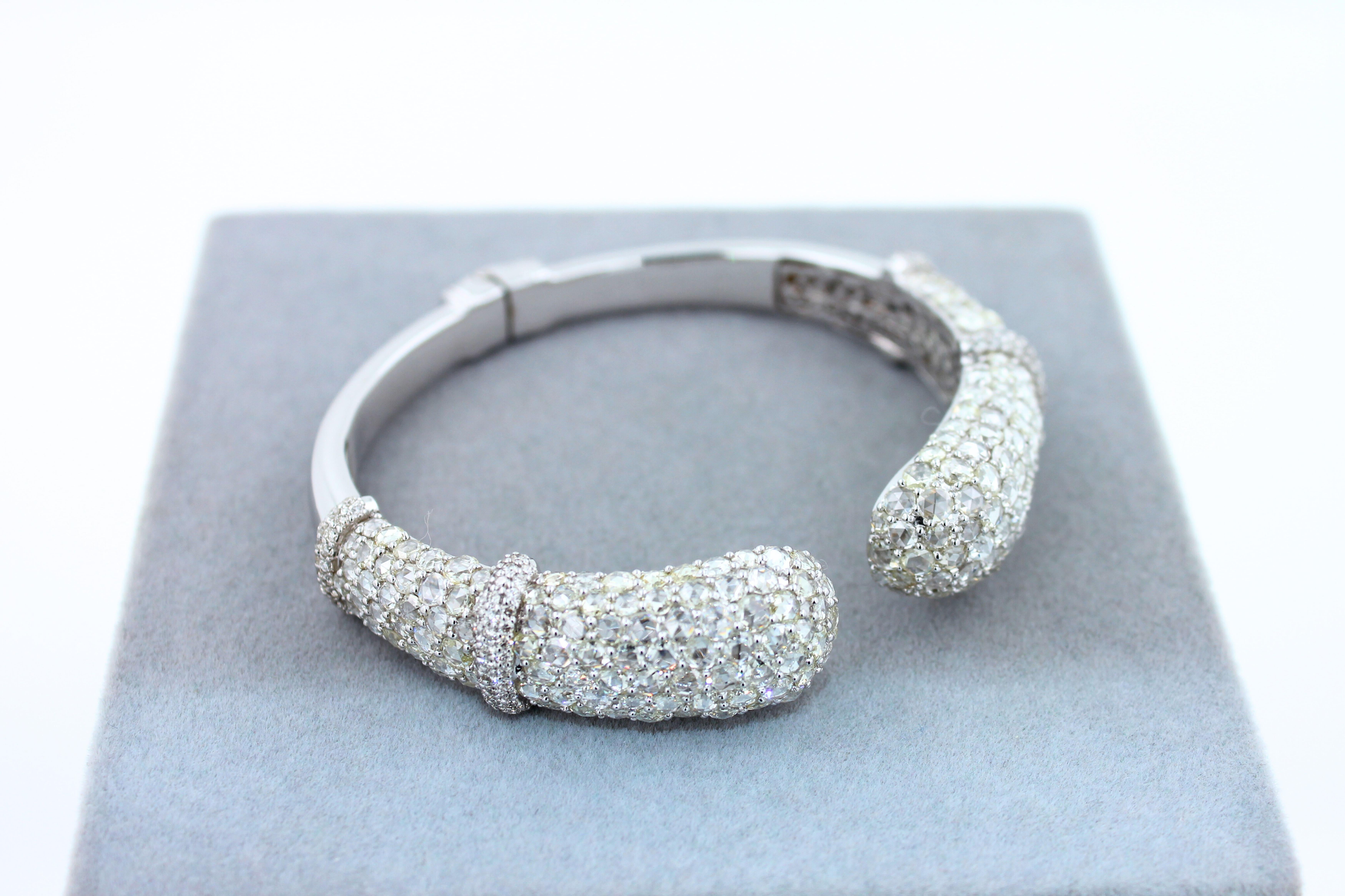 Diamond Round Shape Brilliant Cut Pave Set Lux 18K White Gold Bangle Bracelet For Sale 9