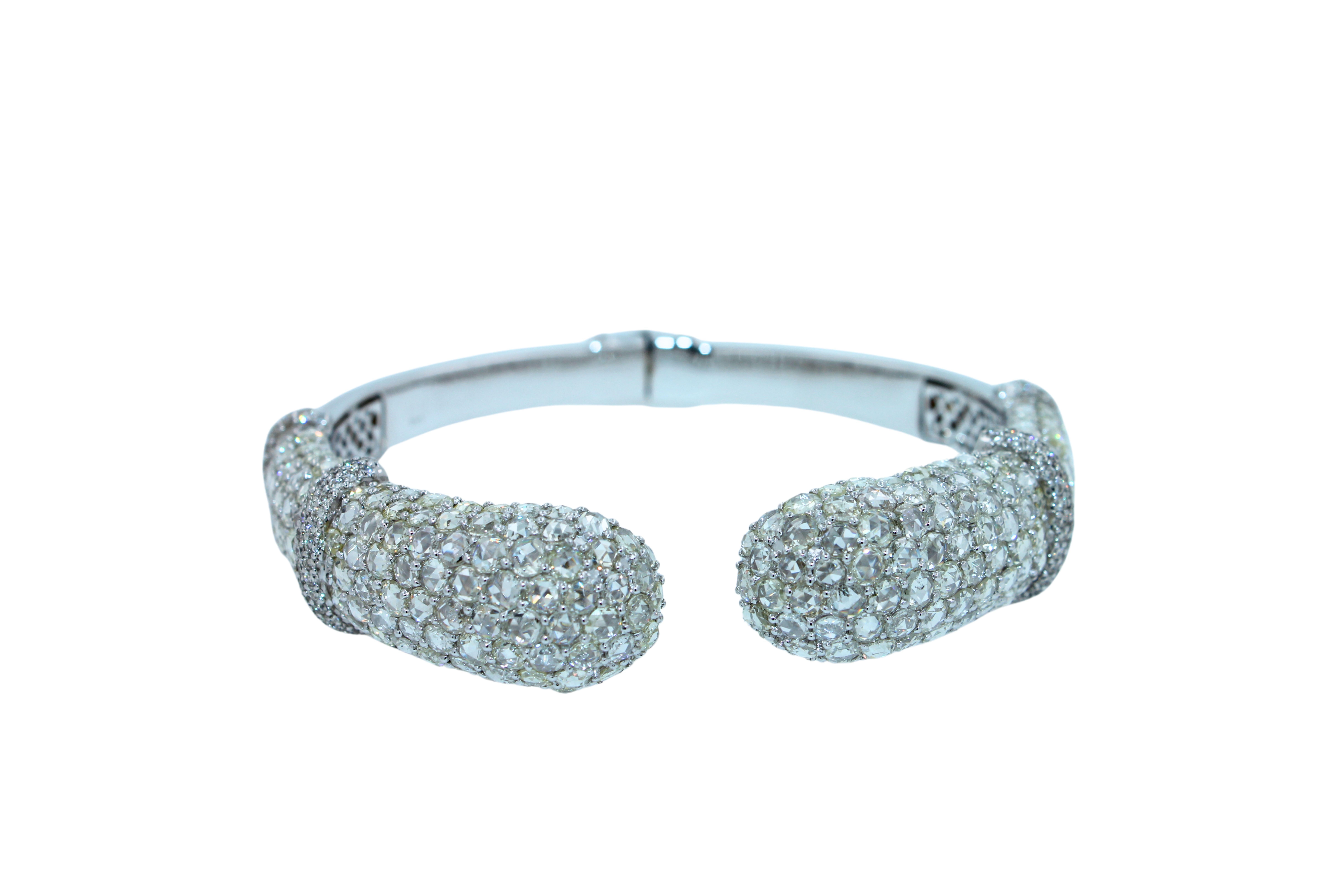 Modern Diamond Round Shape Brilliant Cut Pave Set Lux 18K White Gold Bangle Bracelet For Sale
