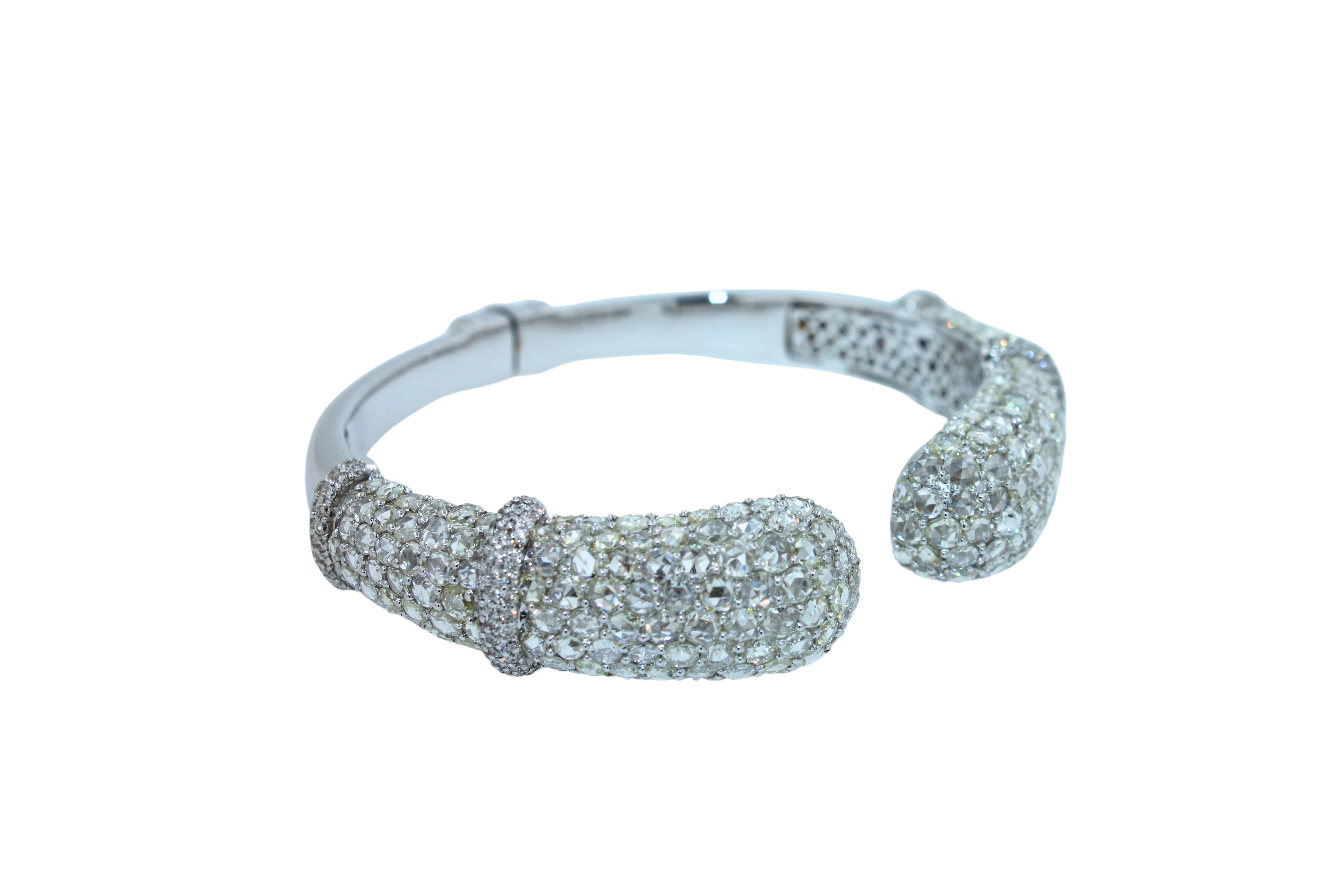 Women's Diamond Round Shape Brilliant Cut Pave Set Lux 18K White Gold Bangle Bracelet For Sale