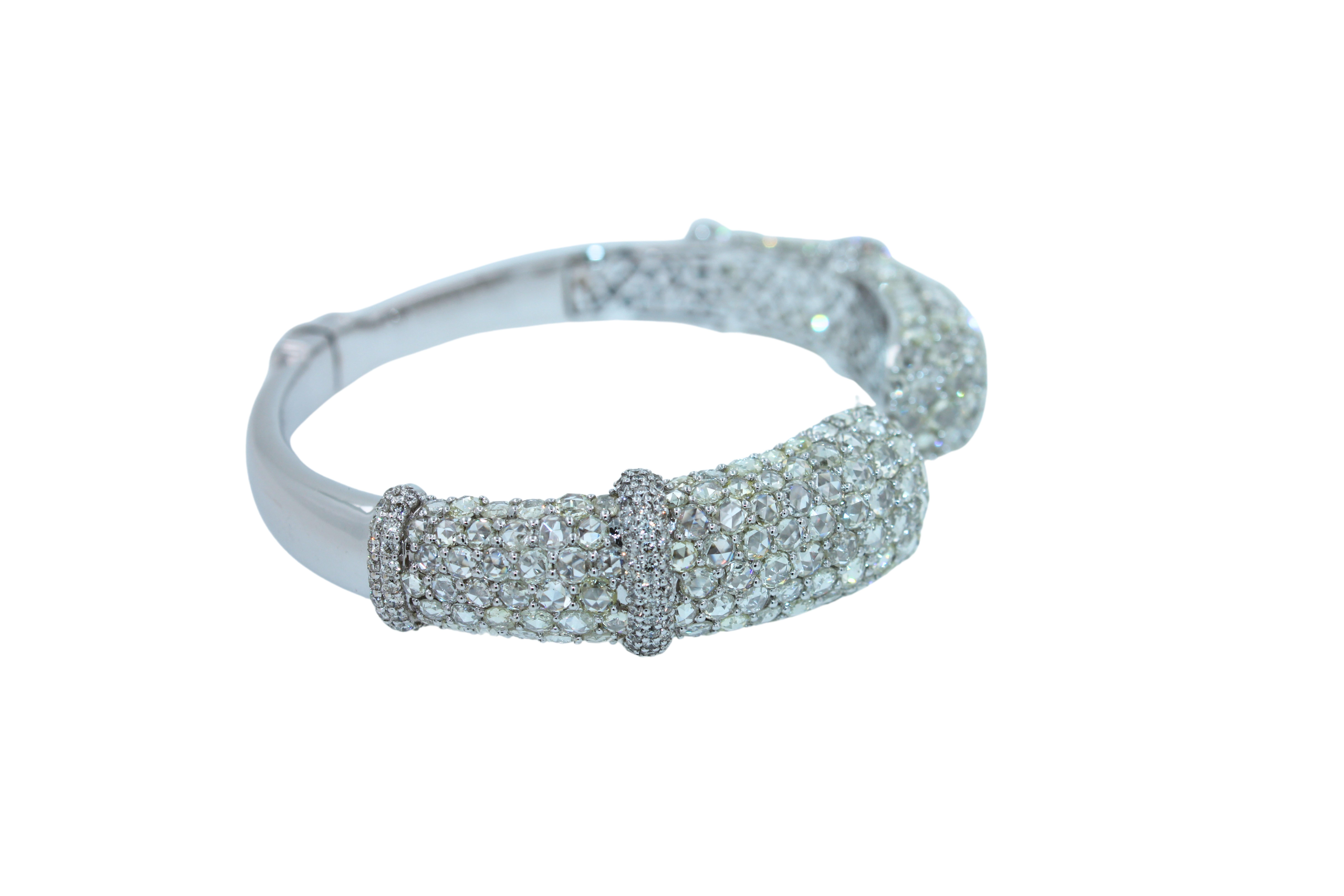 Diamond Round Shape Brilliant Cut Pave Set Lux 18K White Gold Bangle Bracelet For Sale 1