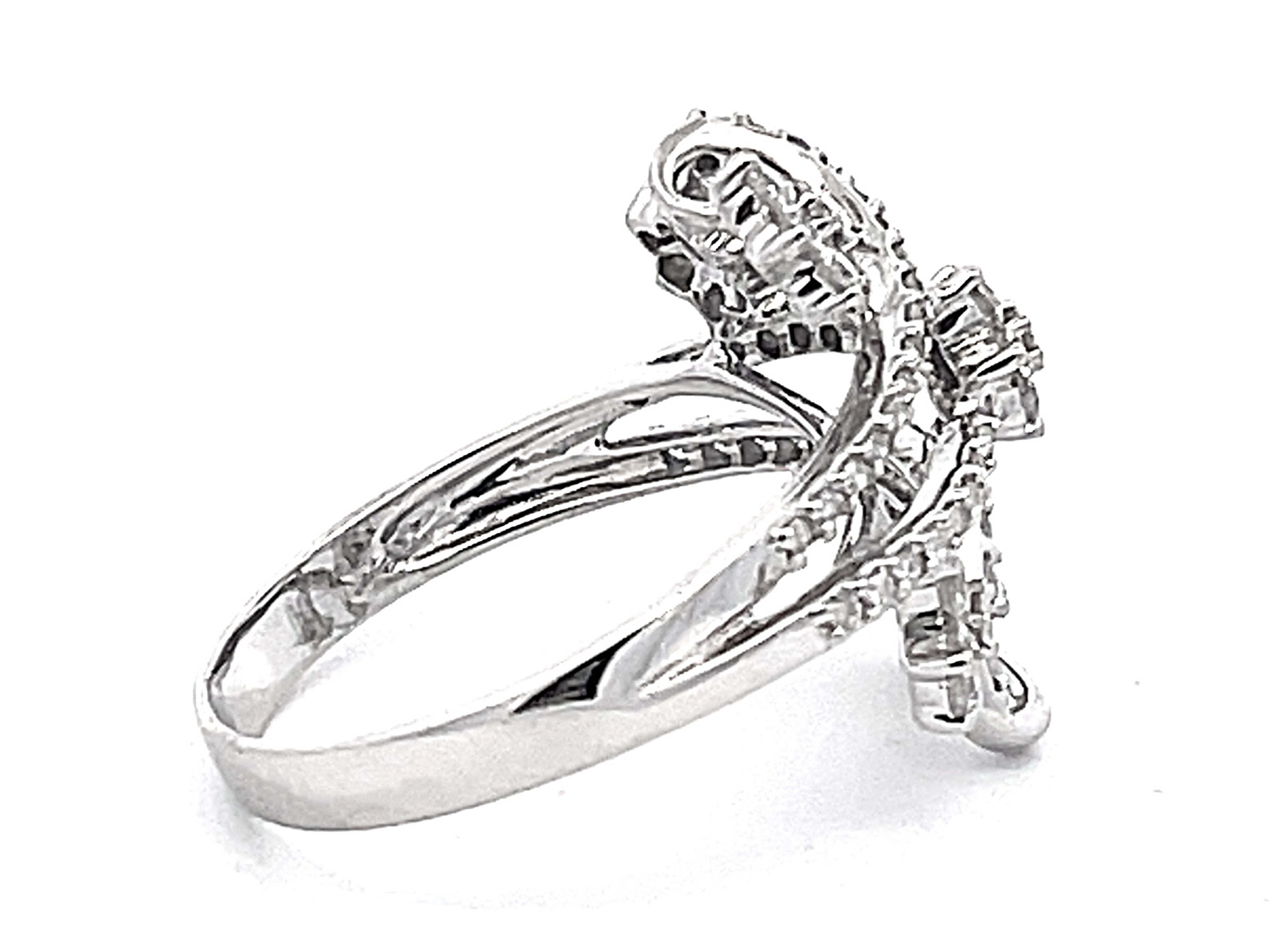 Anello largo The Row e Fiore di Diamante in oro bianco 14k In condizioni ottime in vendita a Honolulu, HI