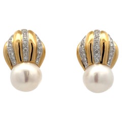 Boucles d'oreilles pendantes en perles The Row 1.46 carats or jaune 18 carats