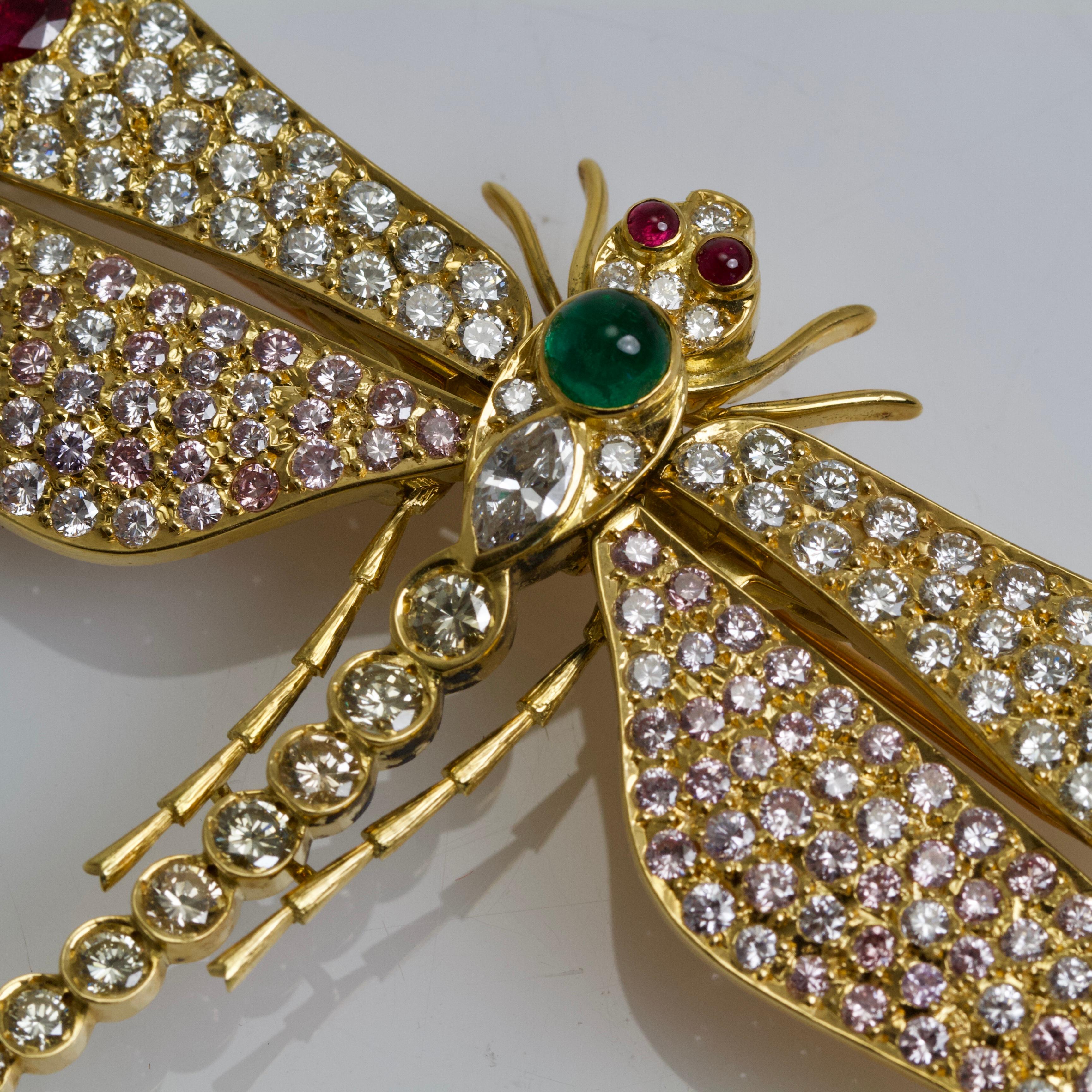 Diamond Rubies Emerald Pink Sapphires Dragonfly Brooch In Excellent Condition For Sale In Paris, FR