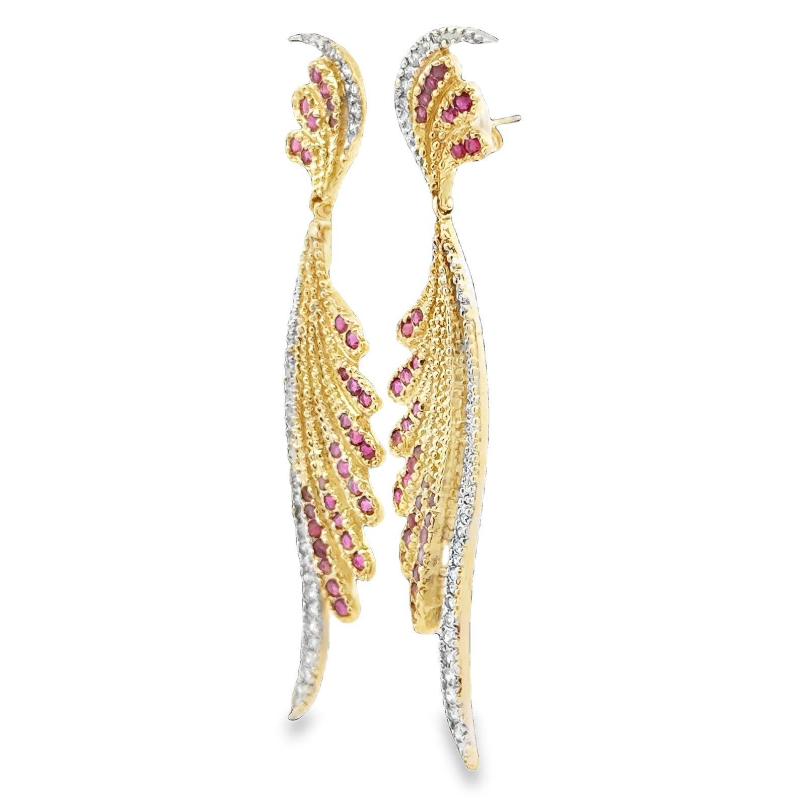 Diamant-Rubin-Ohrringe aus 14 Karat Gelbgold Zeitgenössische Tropfenohrringe Signiert Erté Damen im Angebot
