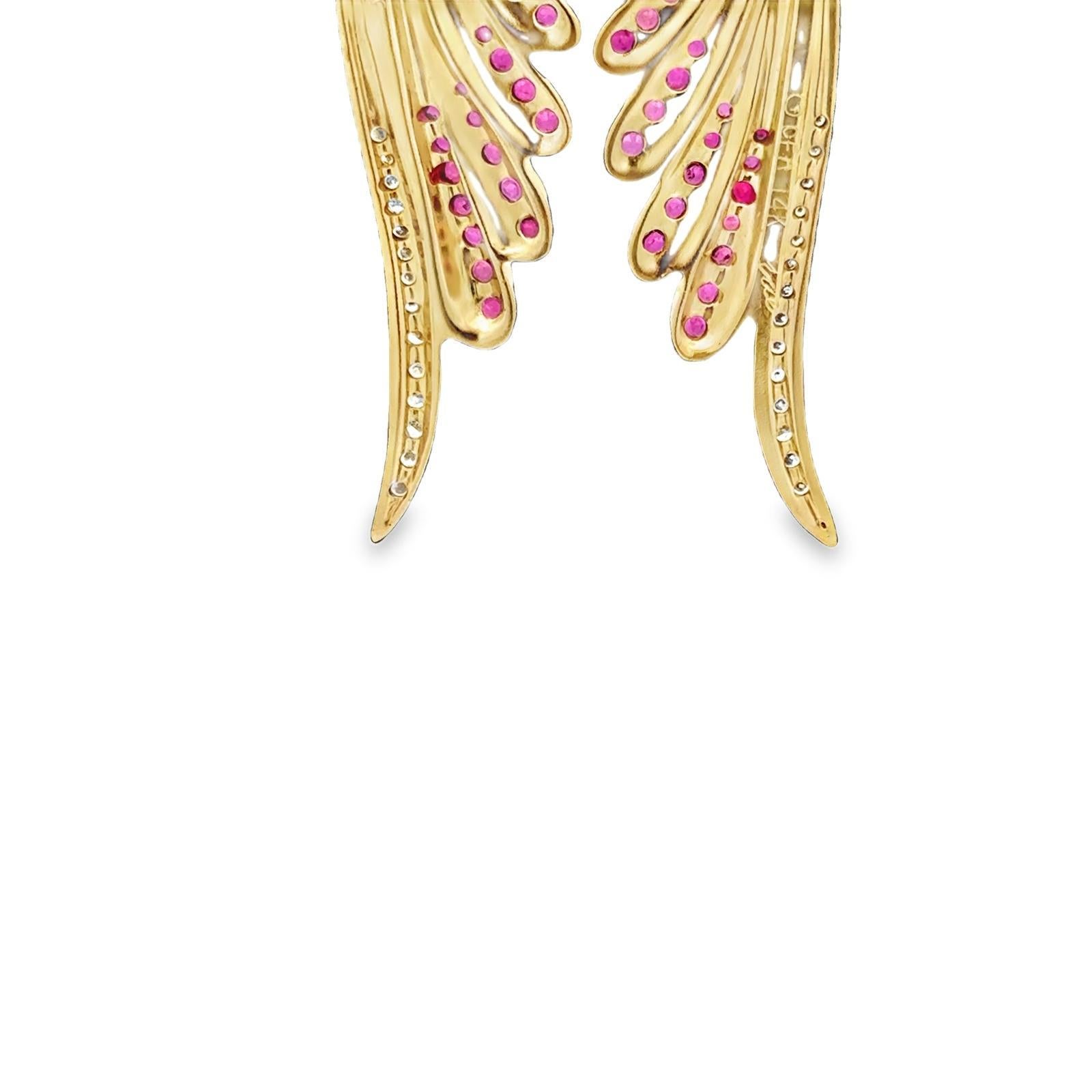 Diamant-Rubin-Ohrringe aus 14 Karat Gelbgold Zeitgenössische Tropfenohrringe Signiert Erté im Angebot 3
