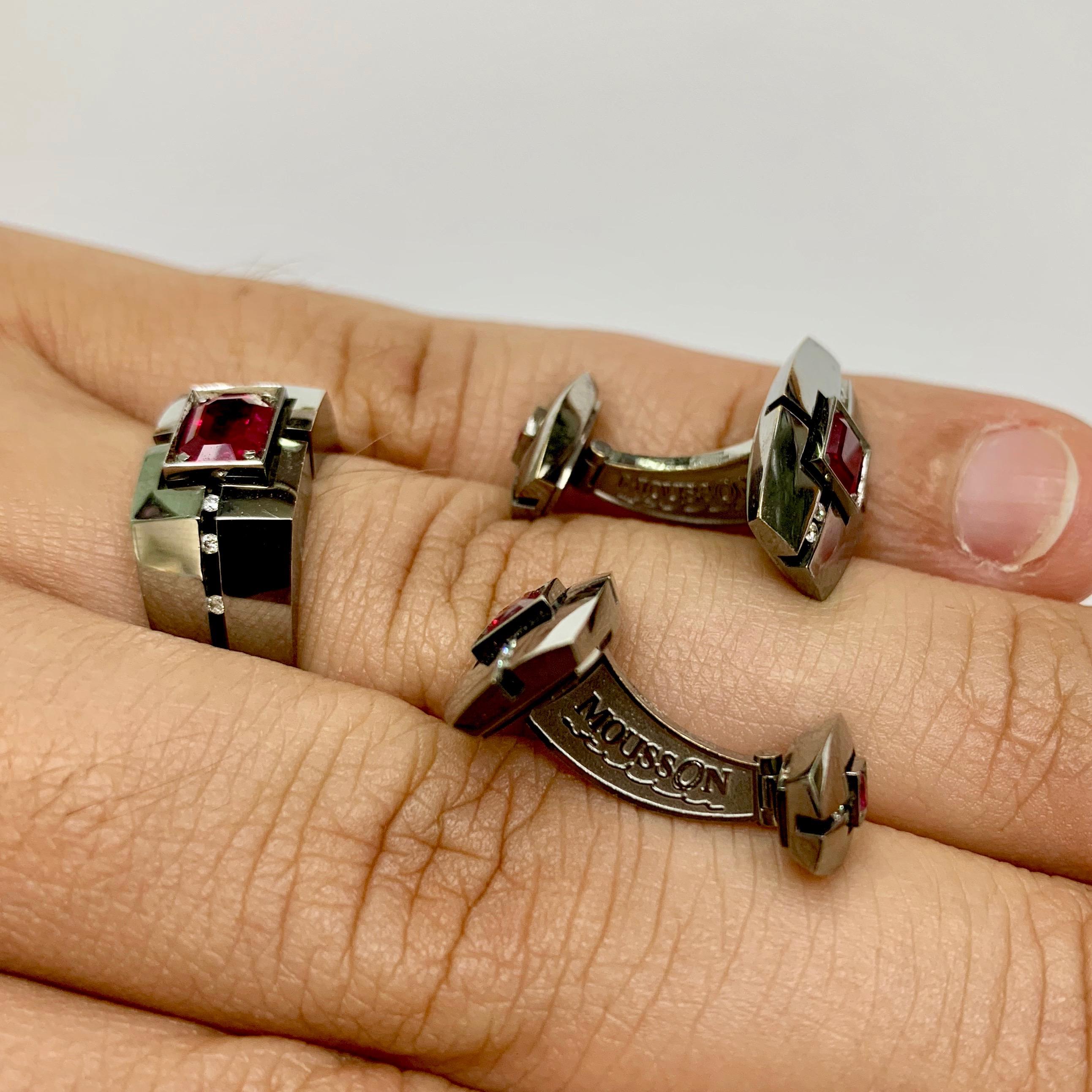 Emerald Cut Diamond Ruby 18 Karat Black Gold Cufflinks and Ring Suite For Sale