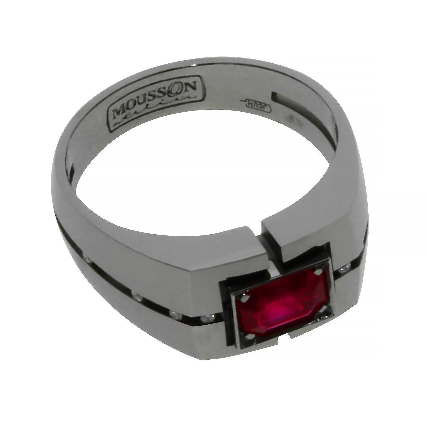 Diamond Ruby 18 Karat Black Gold Male Ring

Red and Black... Passion and Power blended together in this rugged design.
Diamonds are set with flying setting technique.
Please request a video link to check them out. 

Accompanied with Cufflinks