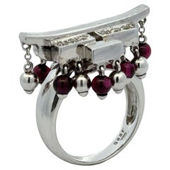 Diamond Ruby 18 Karat White Gold Contemporary Cocktail Vintage Ring