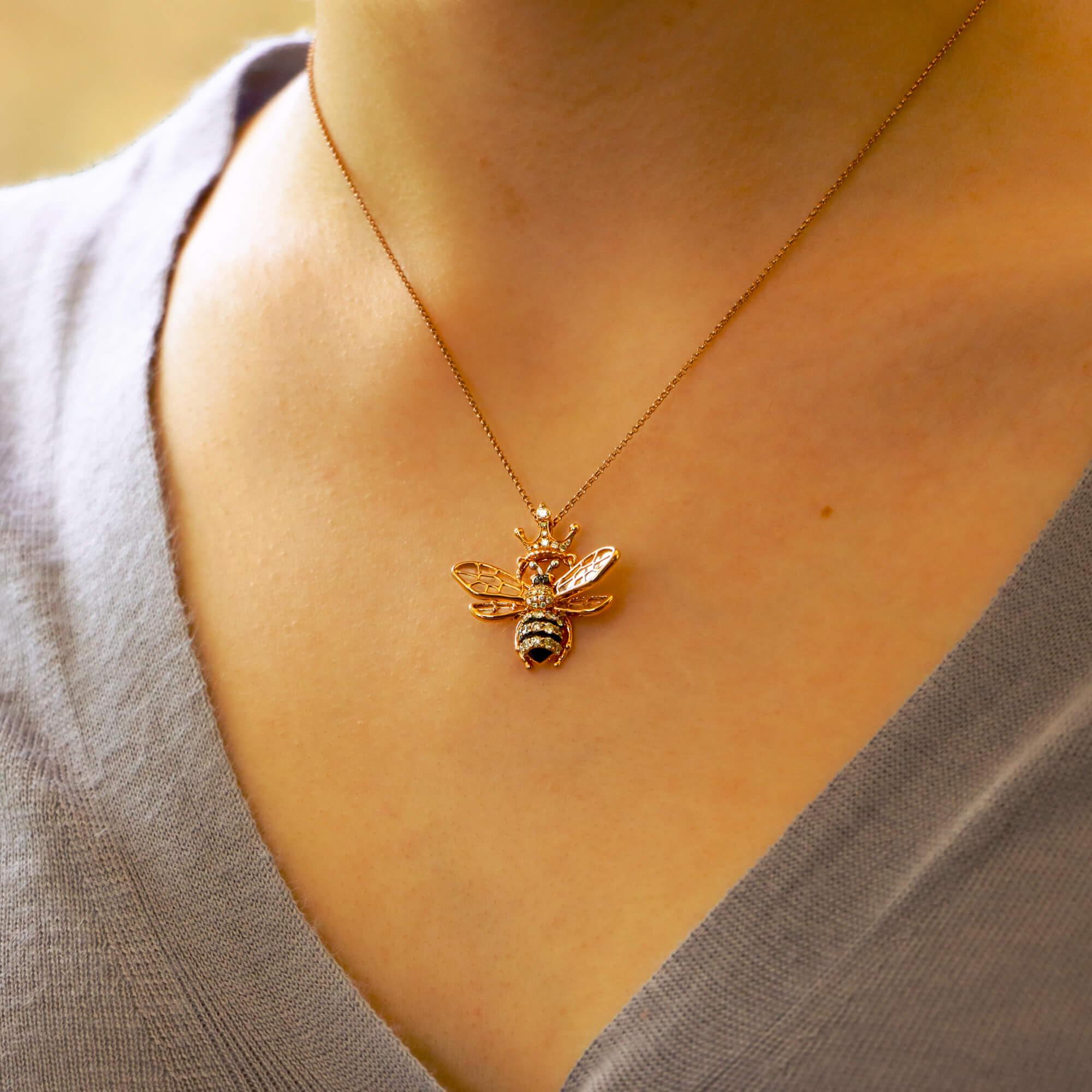 queen bee pendant