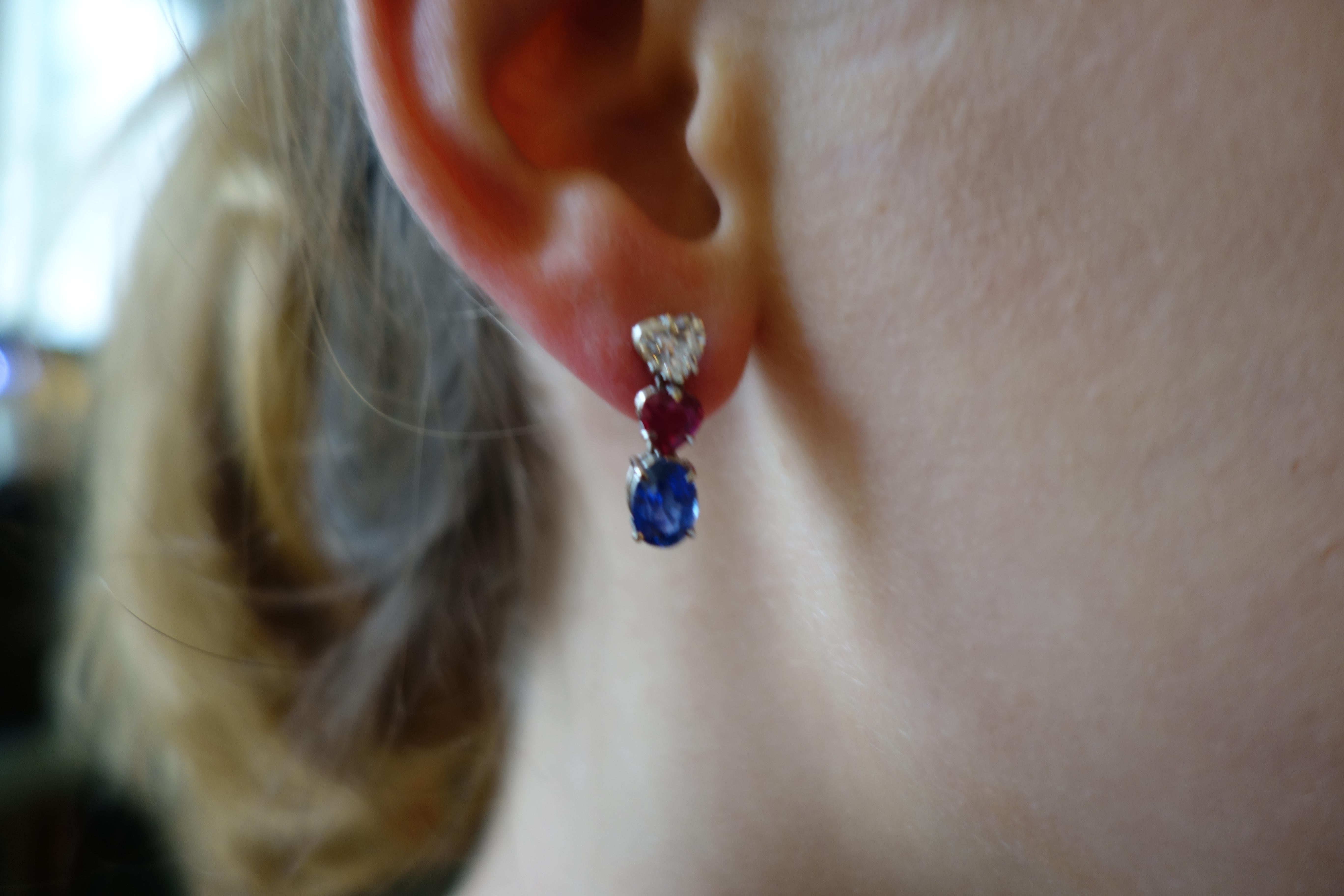 Diamond, Ruby and Sapphire Heart Shaped Drop Earrings In New Condition For Sale In Wiesbaden, DE