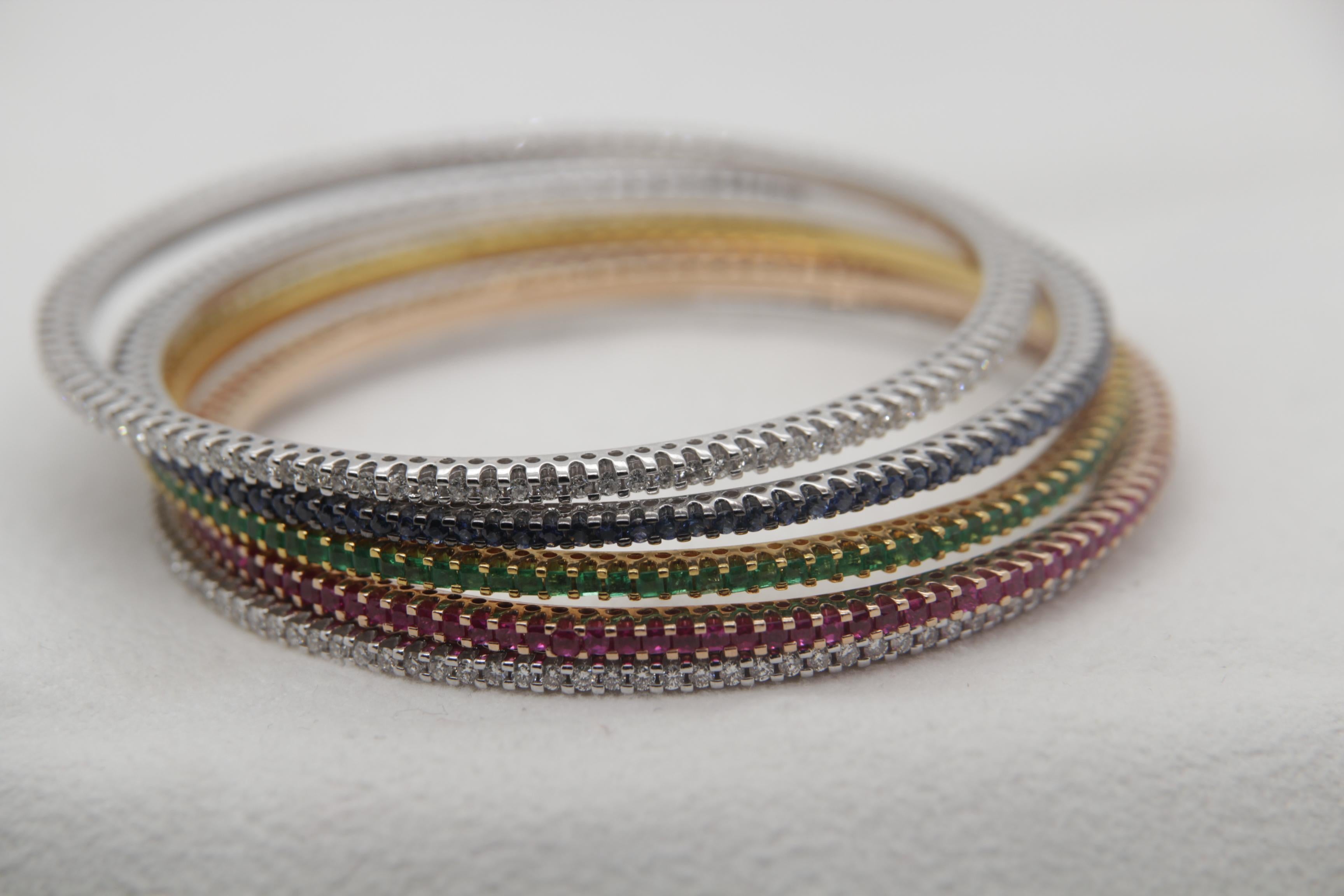 Diamond, Ruby, Blue Sapphire and Emerald Bangle in 18 Karat Gold In New Condition In Bangkok, TH