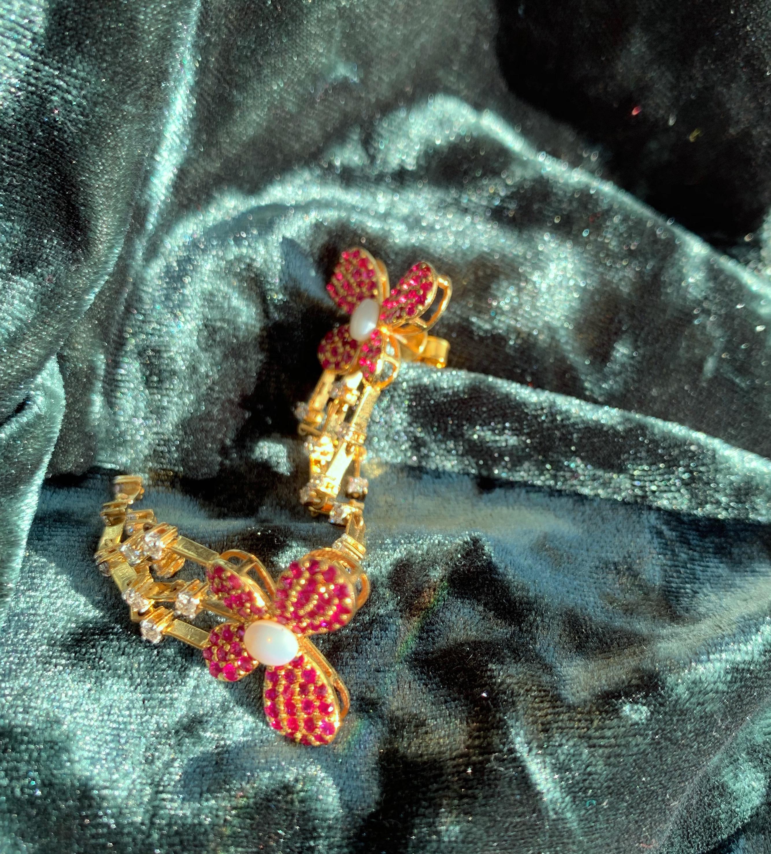 Diamond and Ruby Butterfly Earrings in 14 Karat Yellow Gold In New Condition For Sale In Fort Collins, CO