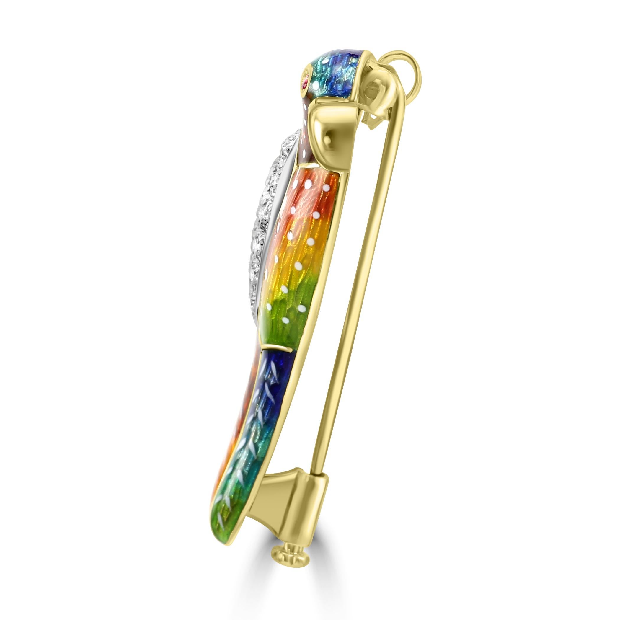 Broche/Colgante Loro de Oro Amarillo de 18 Kilates con Diamantes, Rubíes y Esmalte de Colores Art Decó en venta