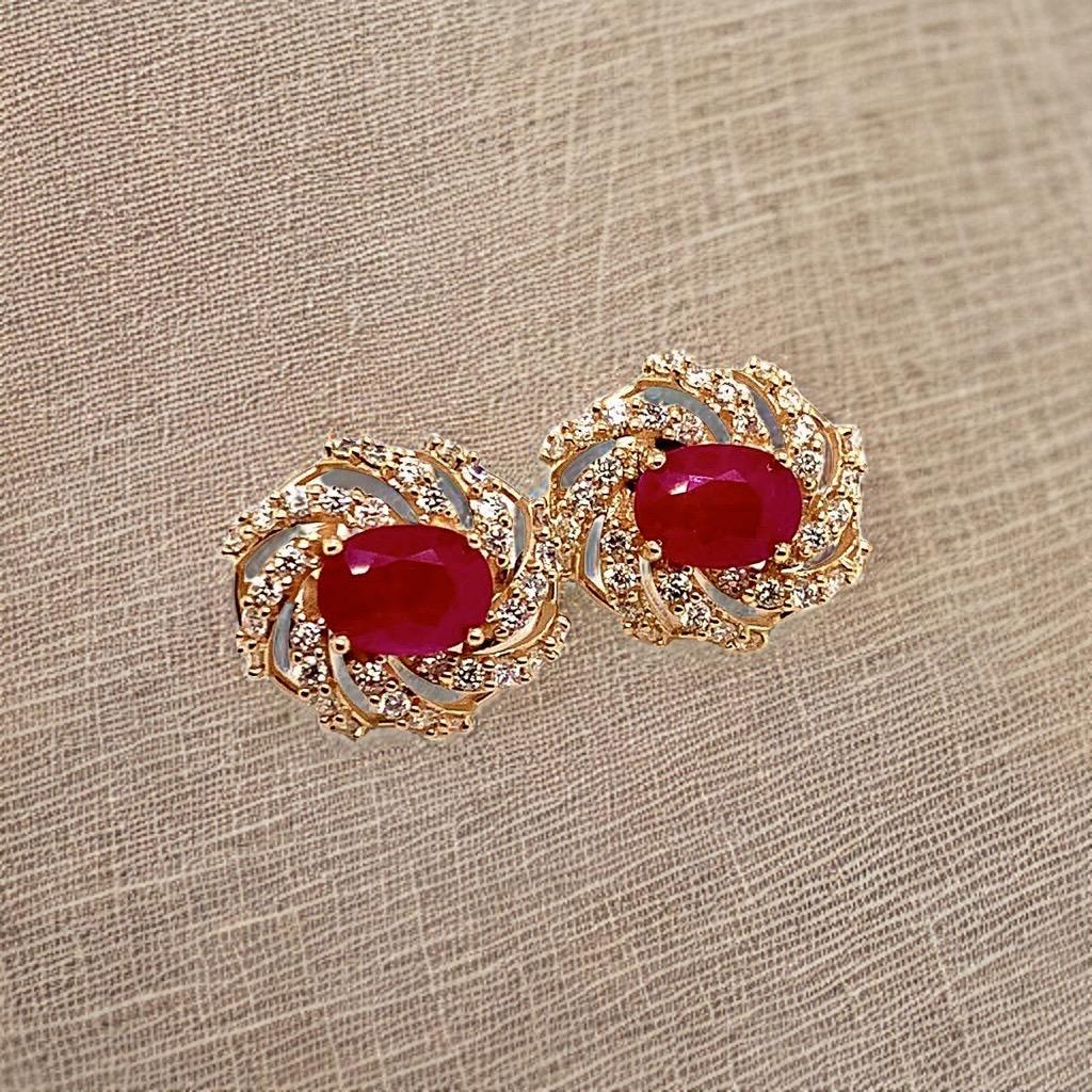 Diamant-Rubin-Ohrringe 14 Karat Gelbgold 3,64 TCW zertifiziert im Angebot 12