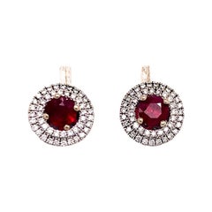 Boucles d'oreilles en or blanc 18 carats avec diamants et rubis certifiés TCW (1,36 ct. pt.)