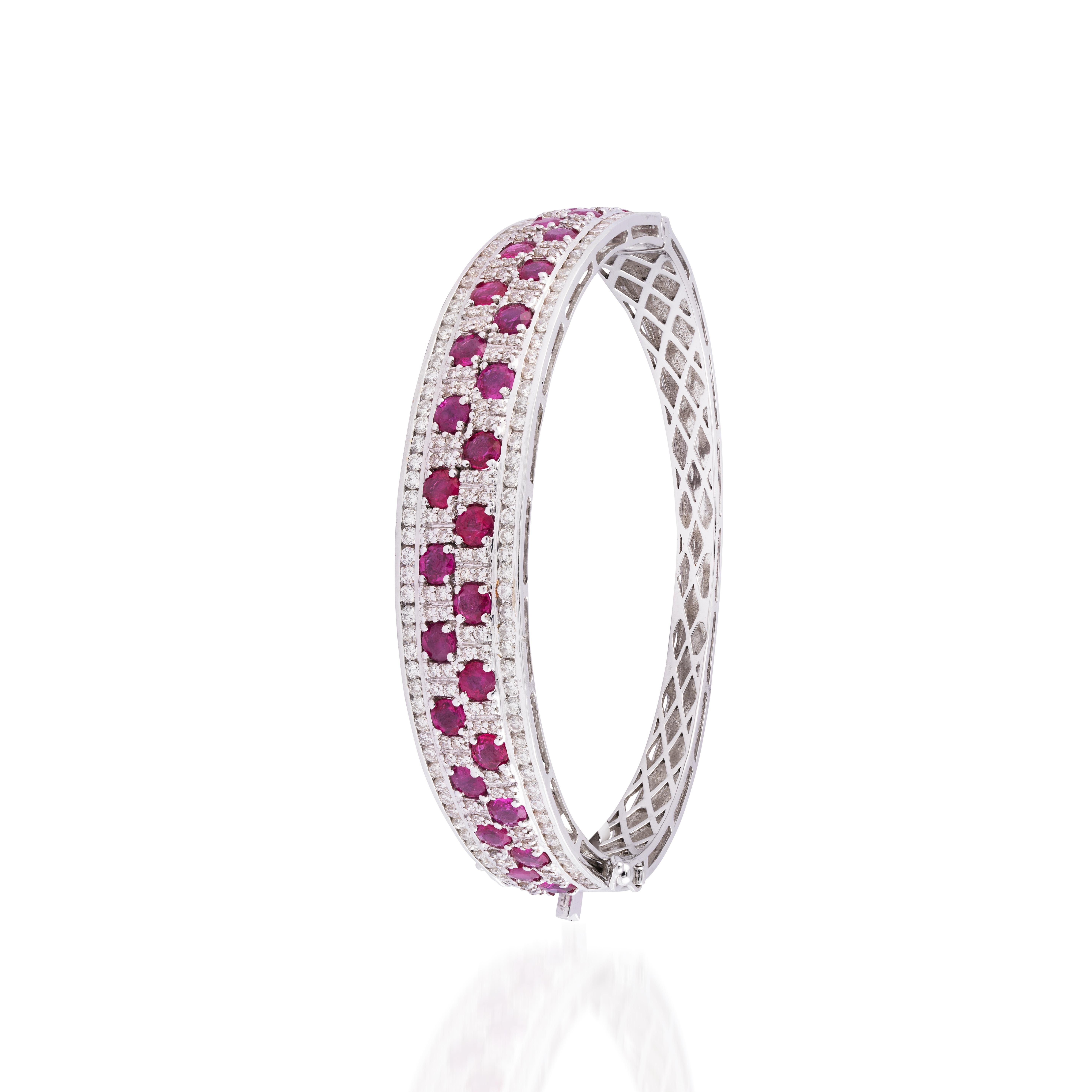 Bracelet en or 18k avec 2.41cts de diamant et 5.34cts de rubis Neuf - En vente à jaipur, IN