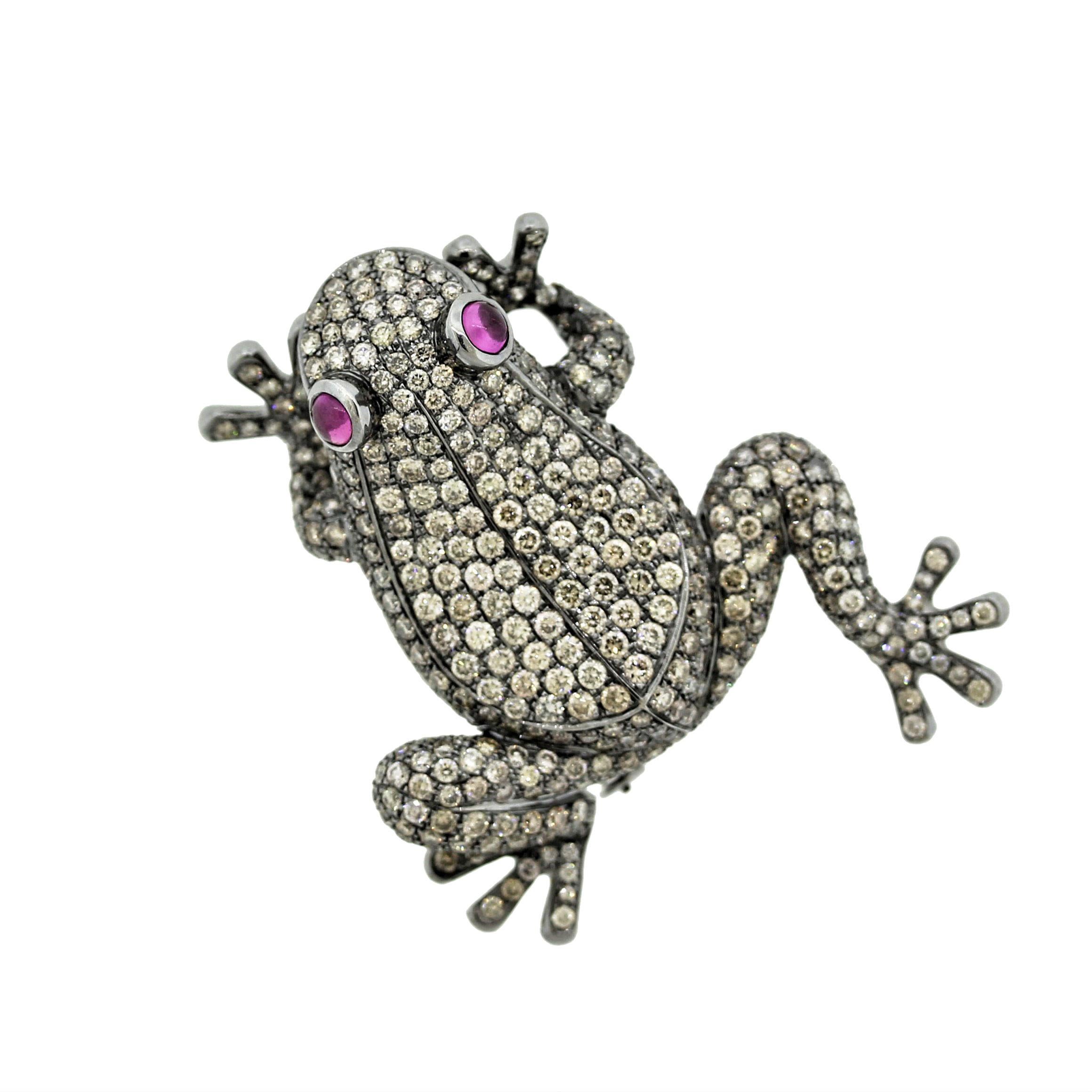Diamond Ruby Gold Frog Brooch For Sale 3