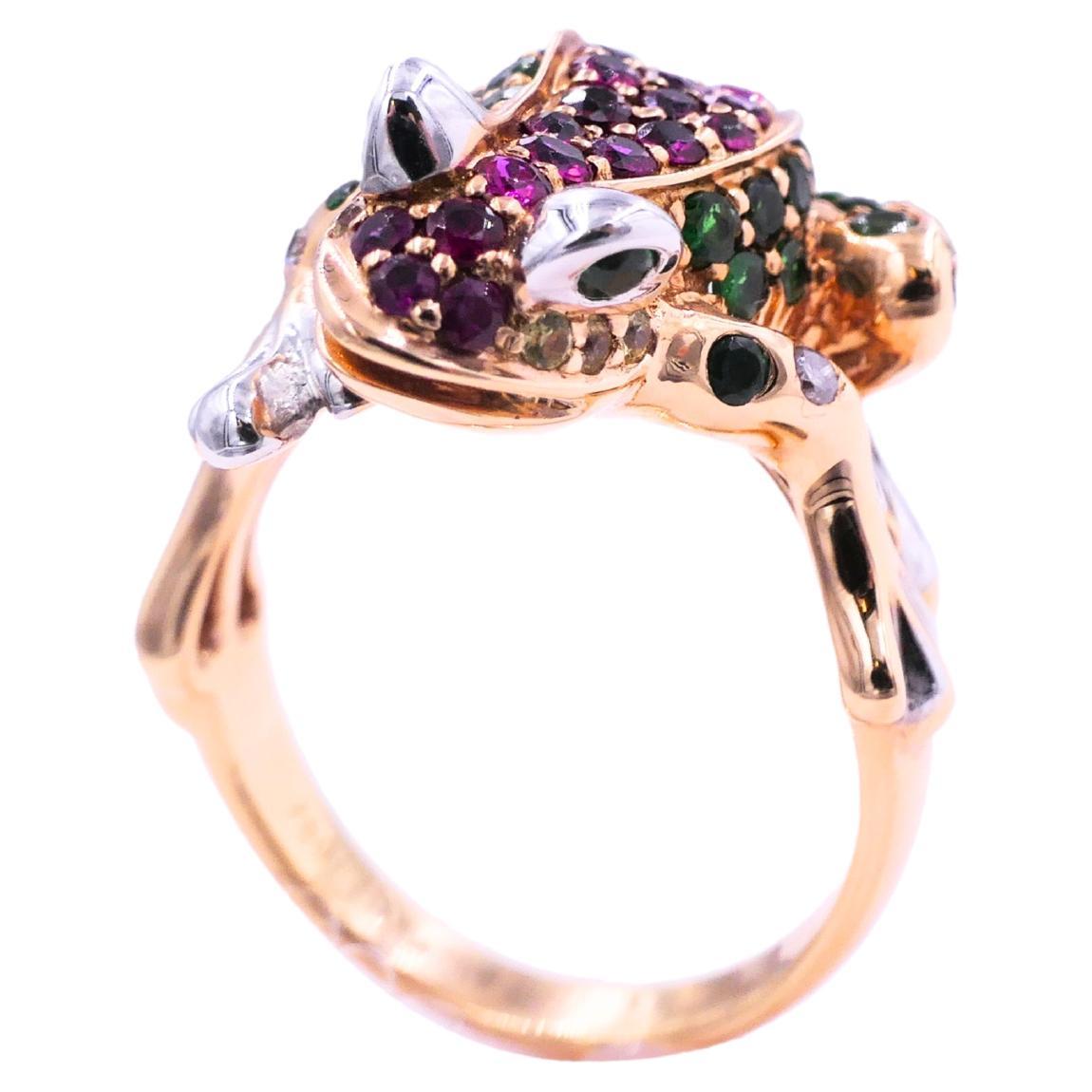 Taille brillant Bague en or rose « Lucky Frog » avec diamants, rubis et tsavorite verte, animal nature amusant en vente