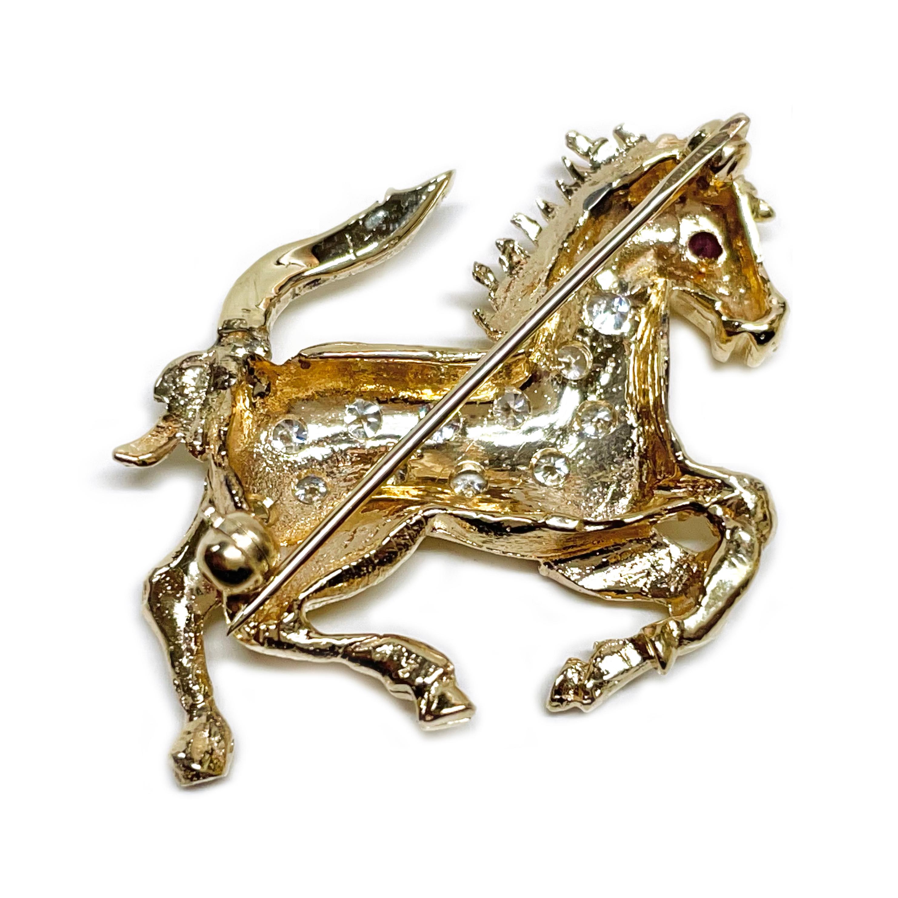 horse brooch pin