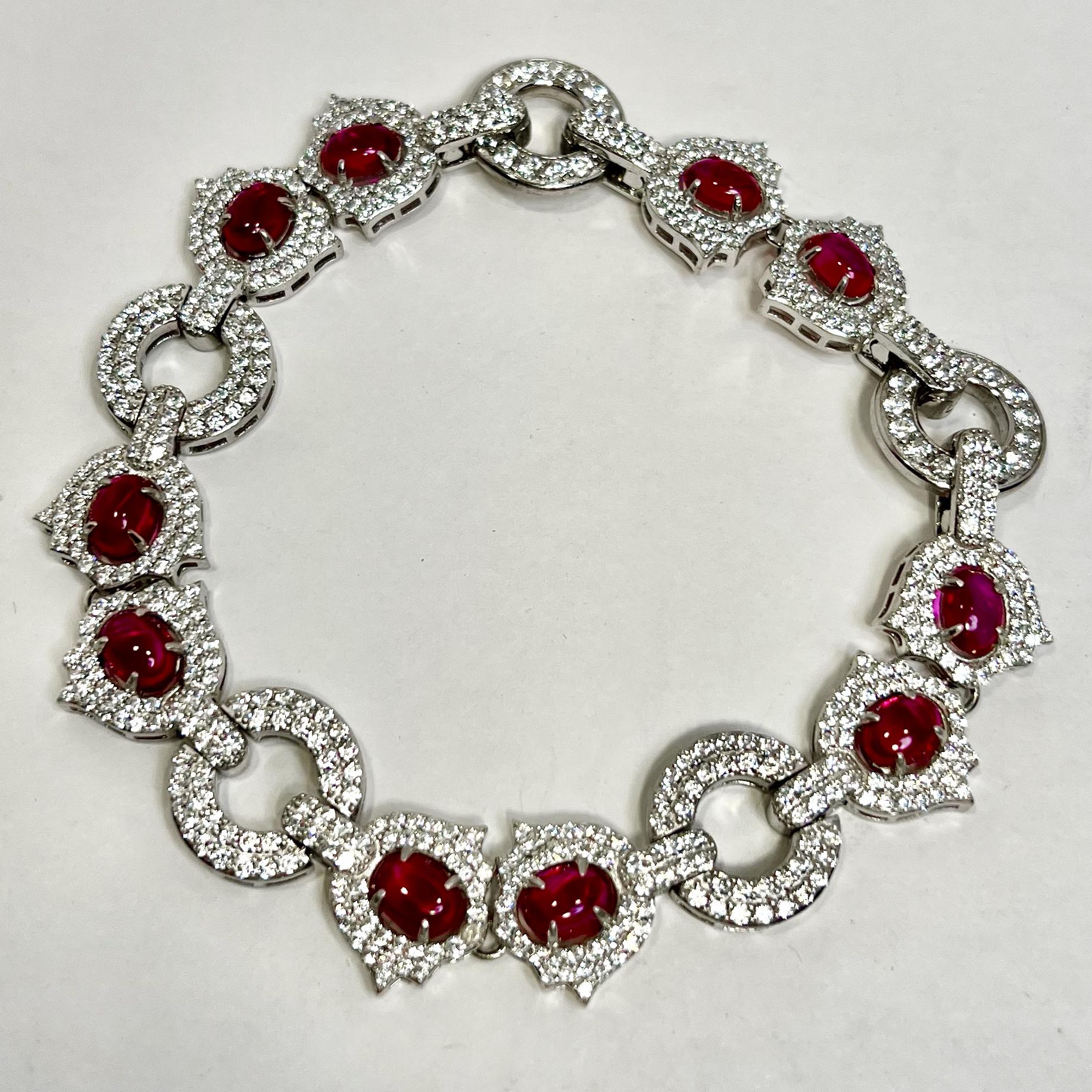 Collar de diamantes Rubí Pulsera Pendiente Juego de bisutería de aspecto real en Nuevo estado para la venta en New York, NY