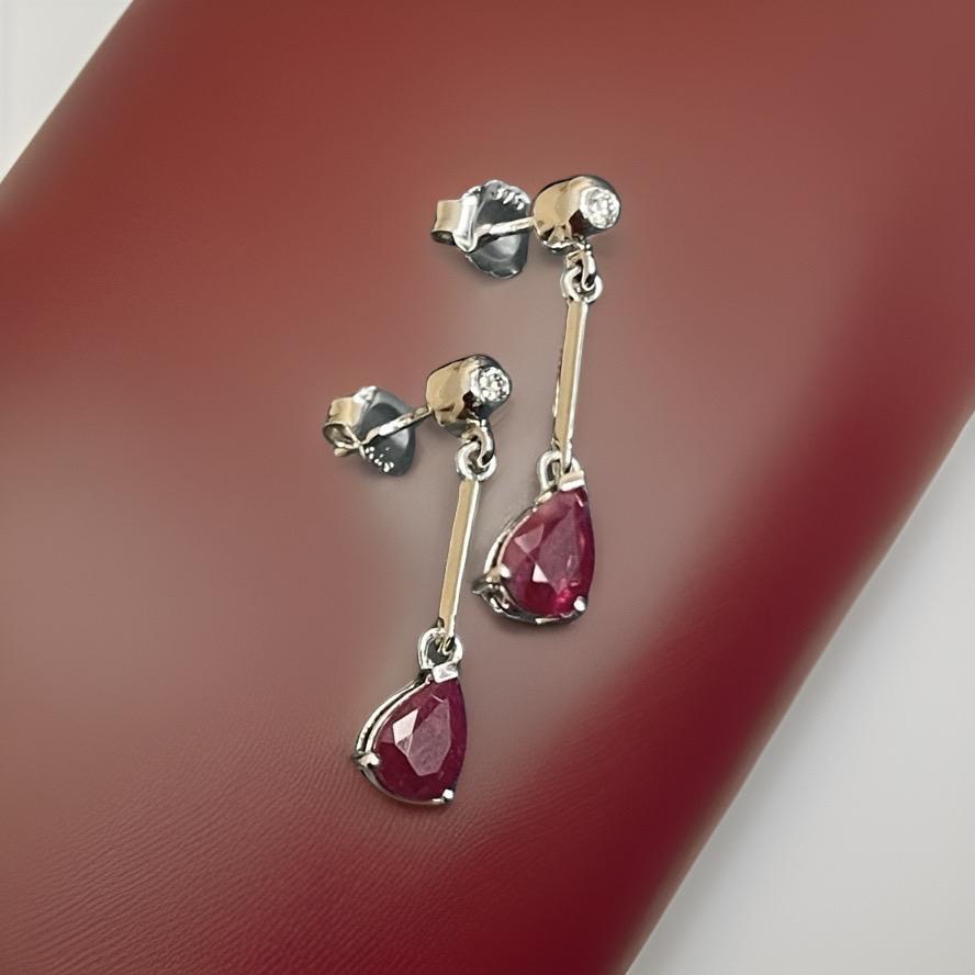 DIAMOND & RUBY PEAR SHAPE BAR DROPS IN 9CT WHITE Gold  In New Condition For Sale In Ilford, GB