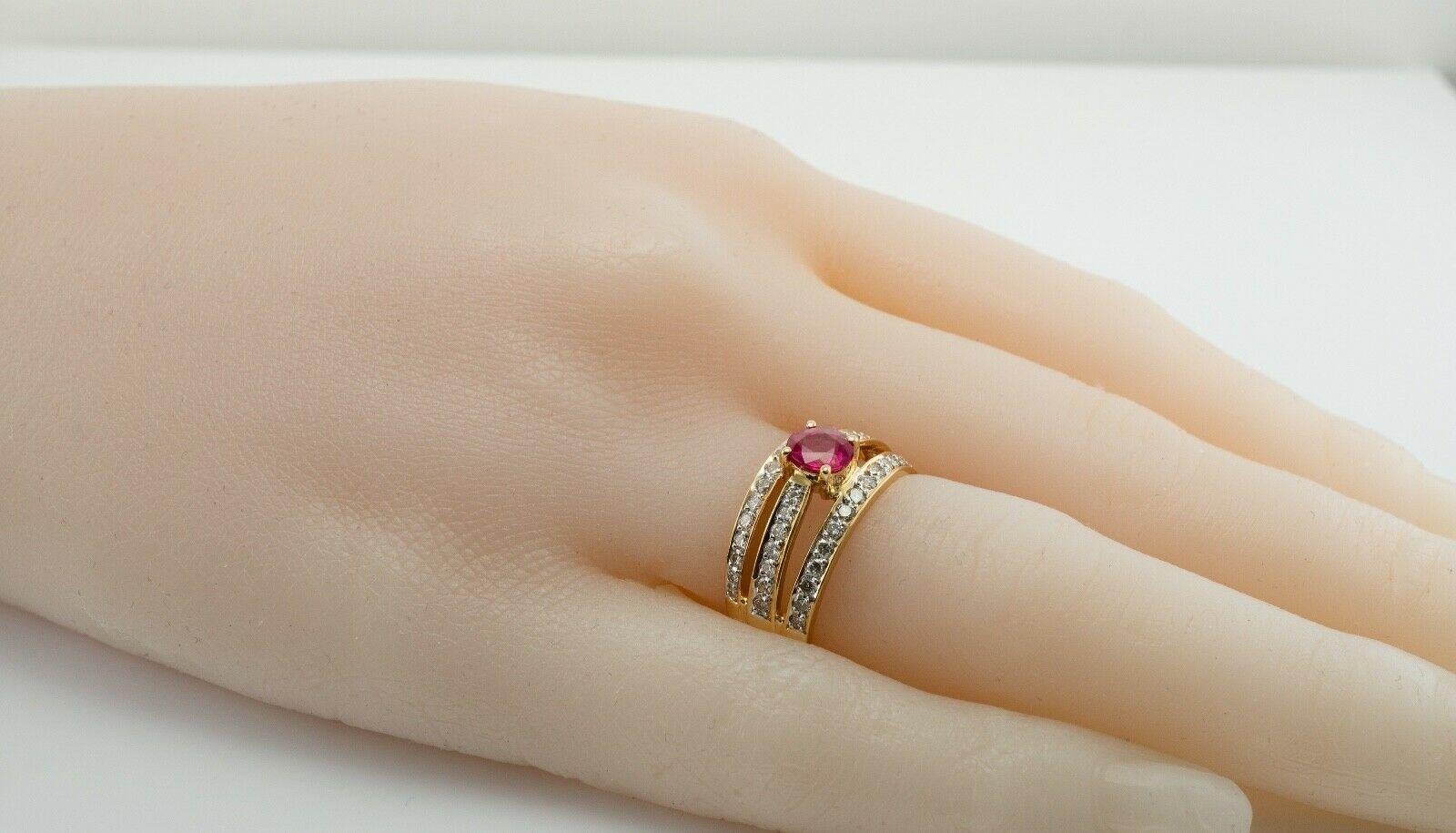 Diamond Ruby Ring 18K Gold Estate Band For Sale 3