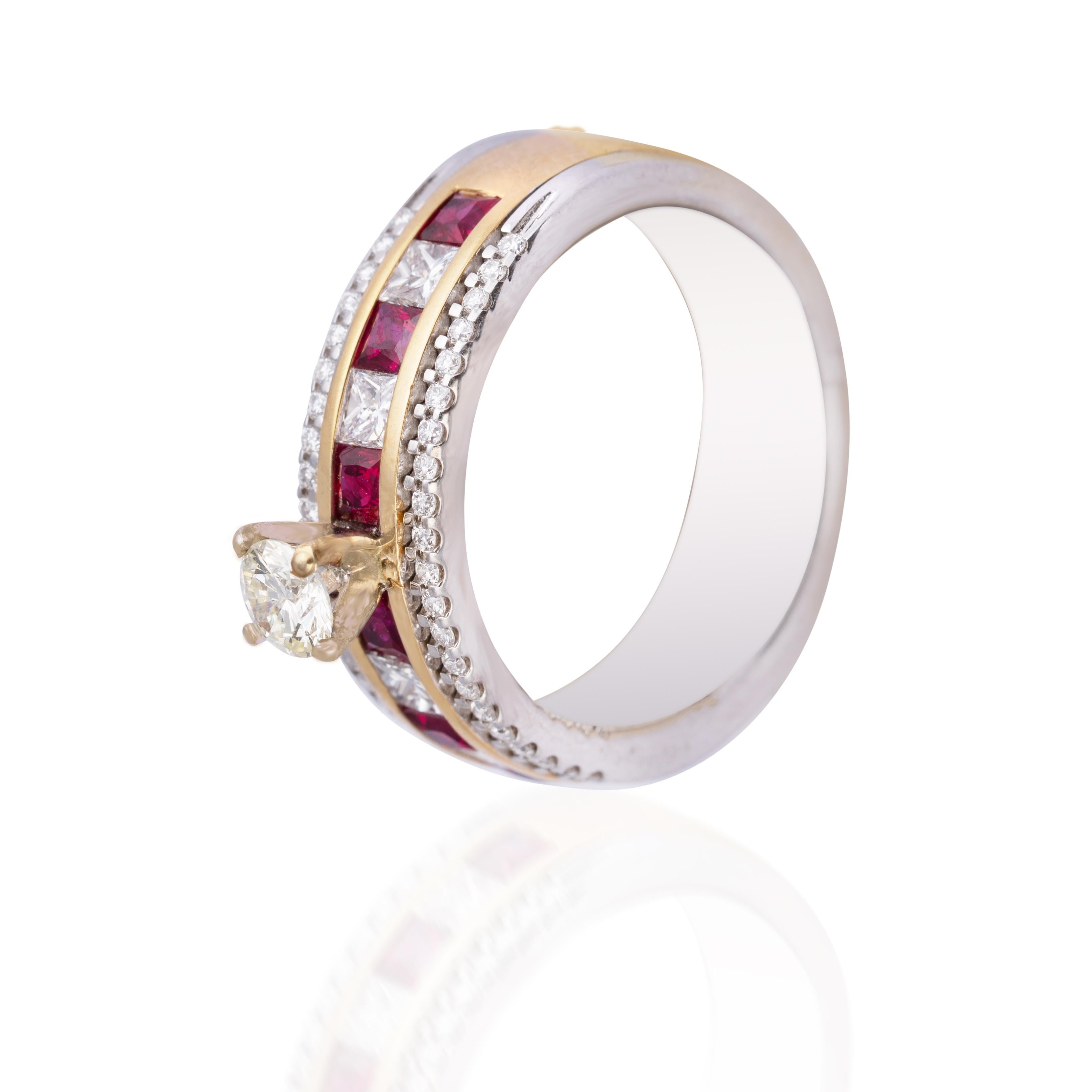 Diamond Ruby Ring in 18k gold  In New Condition For Sale In New York, NY