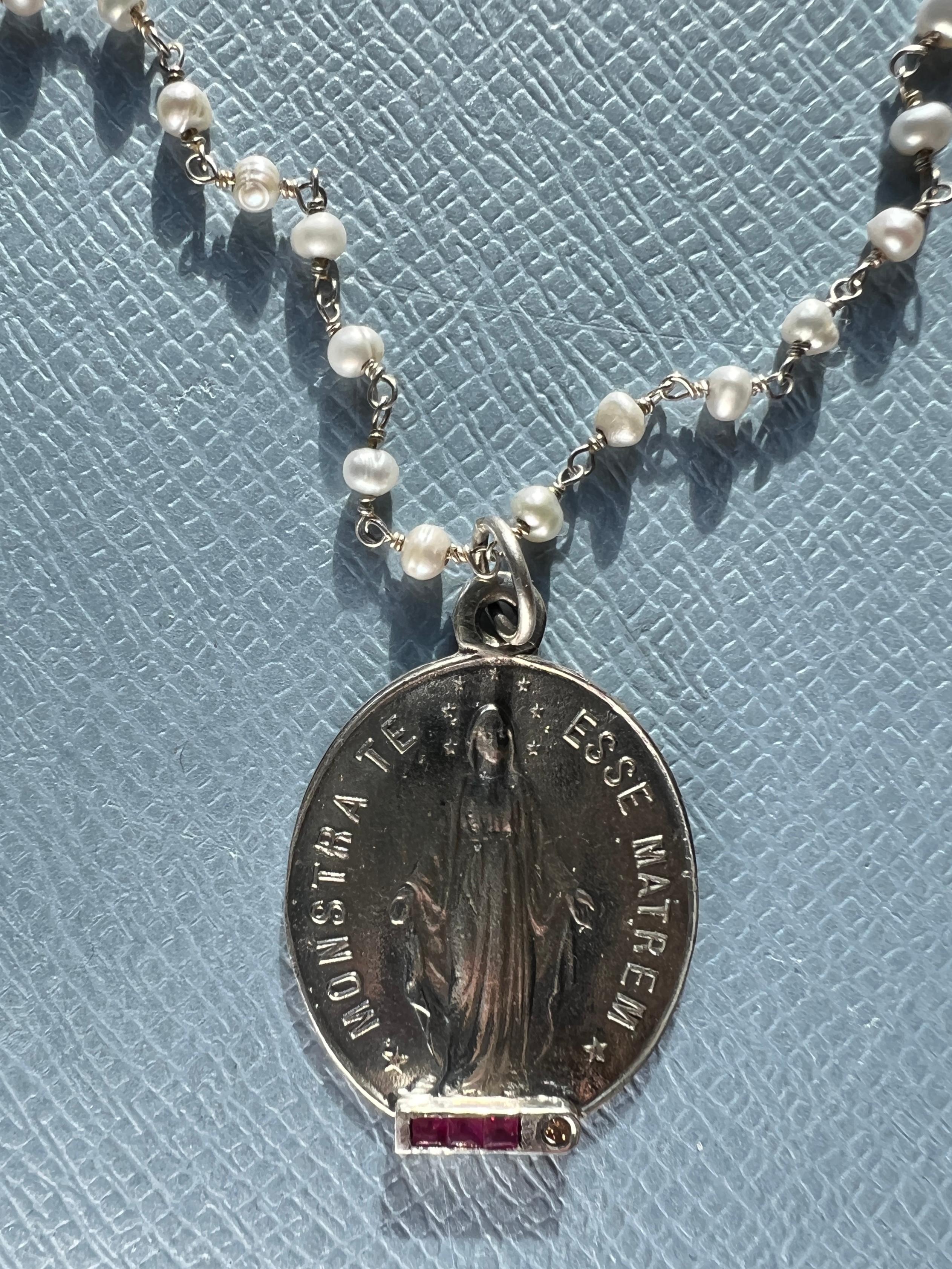 De las mujeres Collar Medalla Diamante Rubí Plata en venta