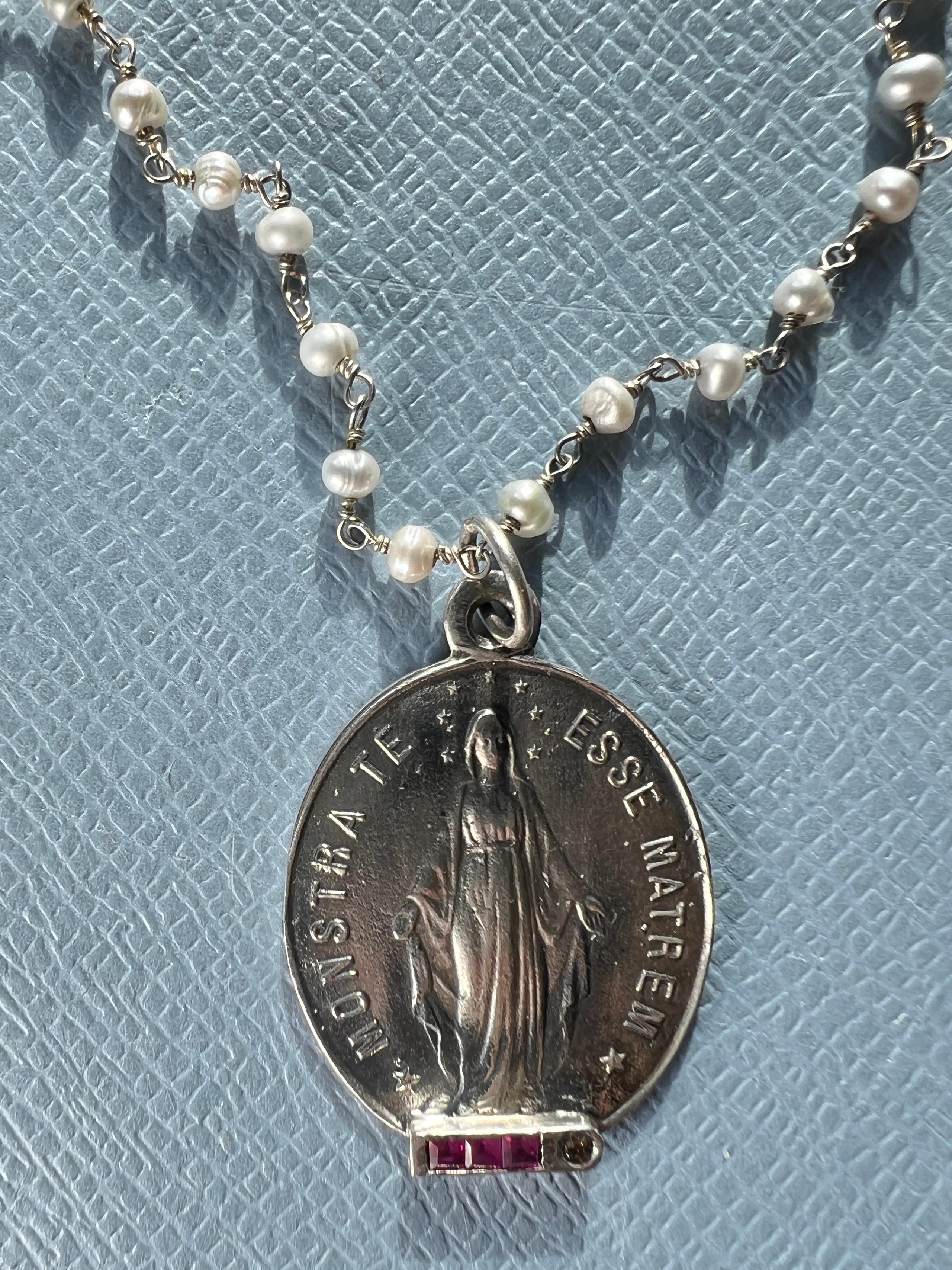 Collar Medalla Diamante Rubí Plata en venta 1