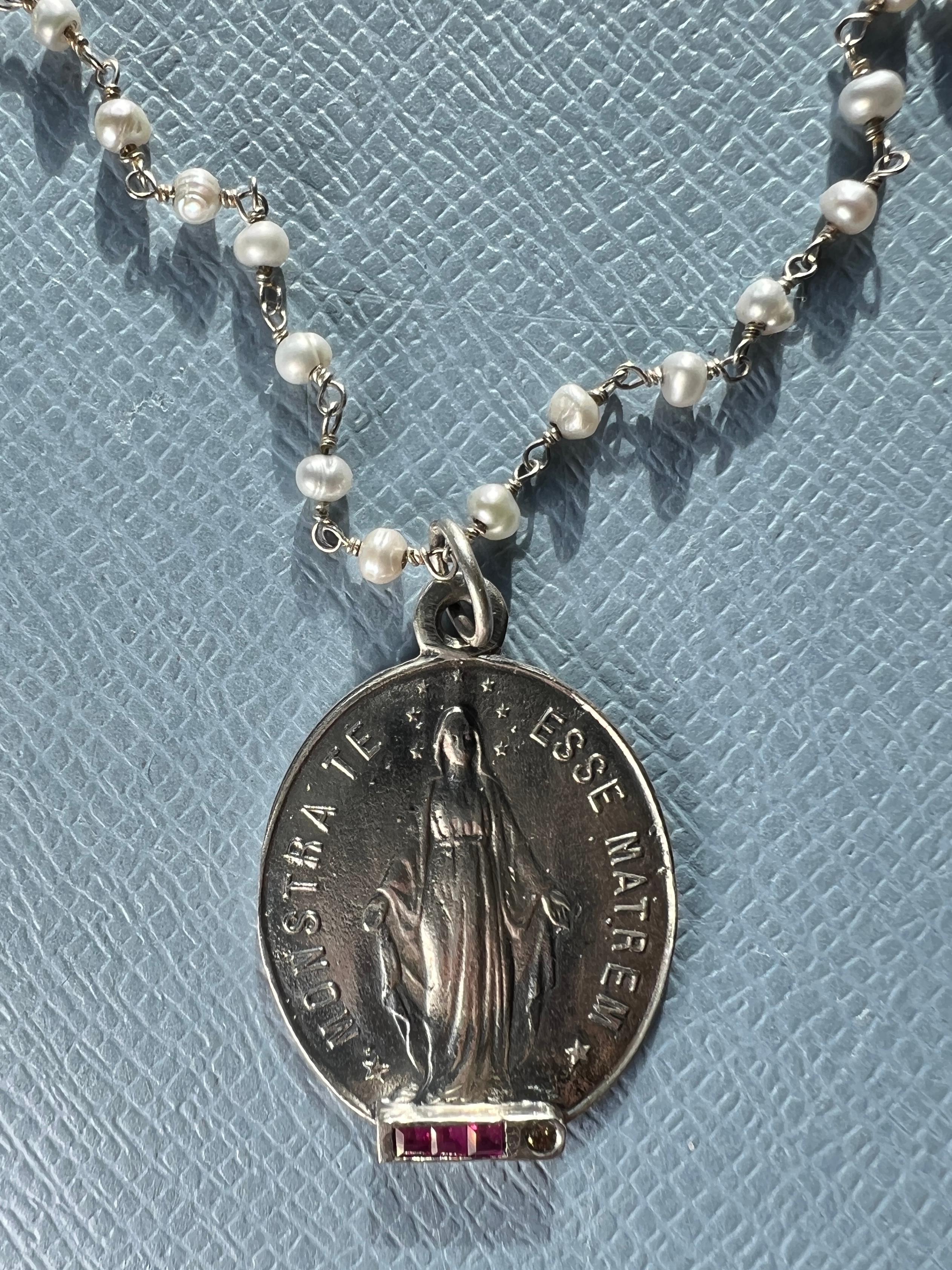 Collar Medalla Diamante Rubí Plata en venta 2