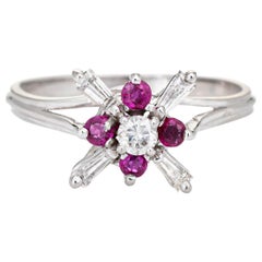 Diamond Ruby Star Ring Retro 18 Karat White Gold Estate Fine Cocktail Jewelry