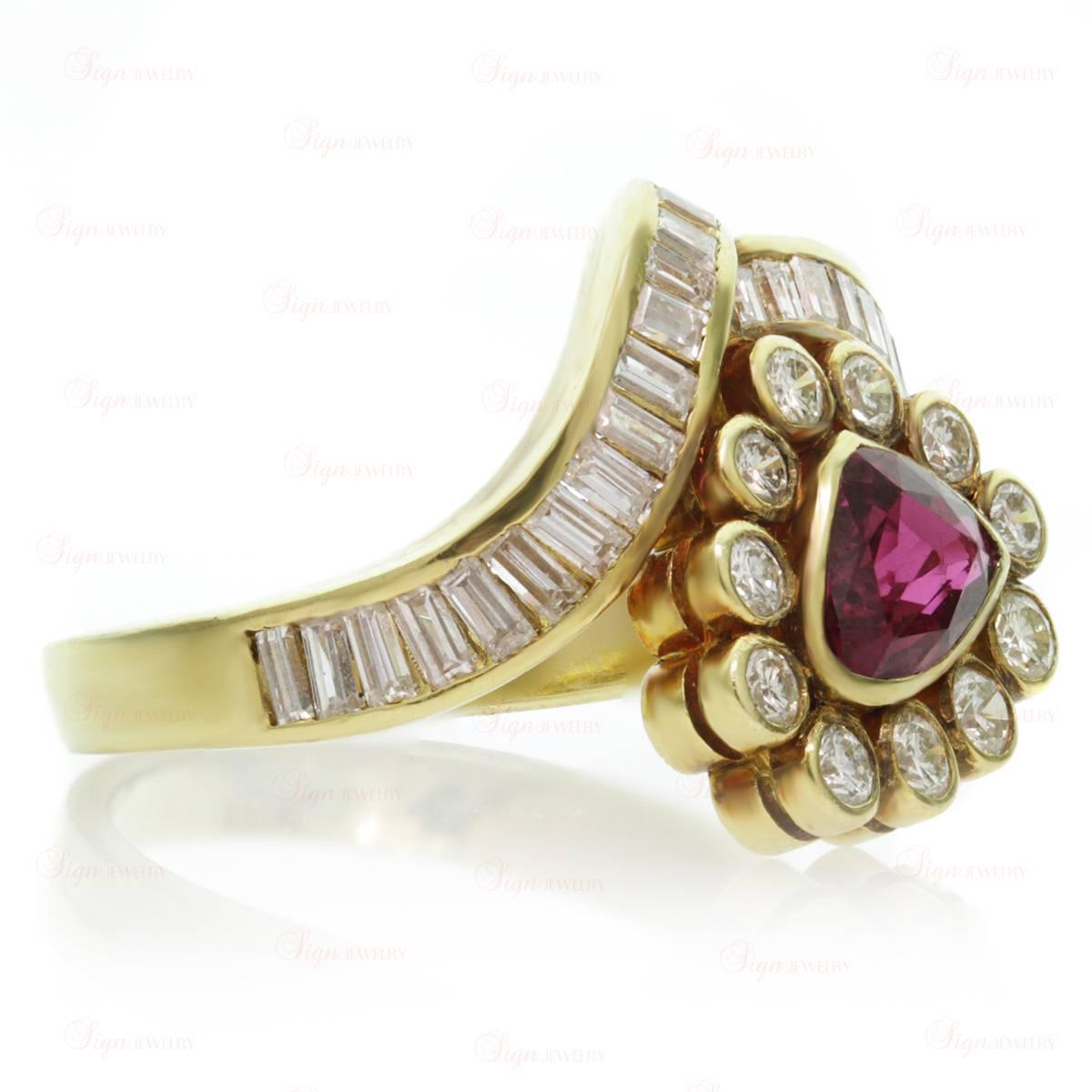 Trillion Cut Diamond Ruby Triangle 18k Yellow Gold Ring, Sz 7 For Sale