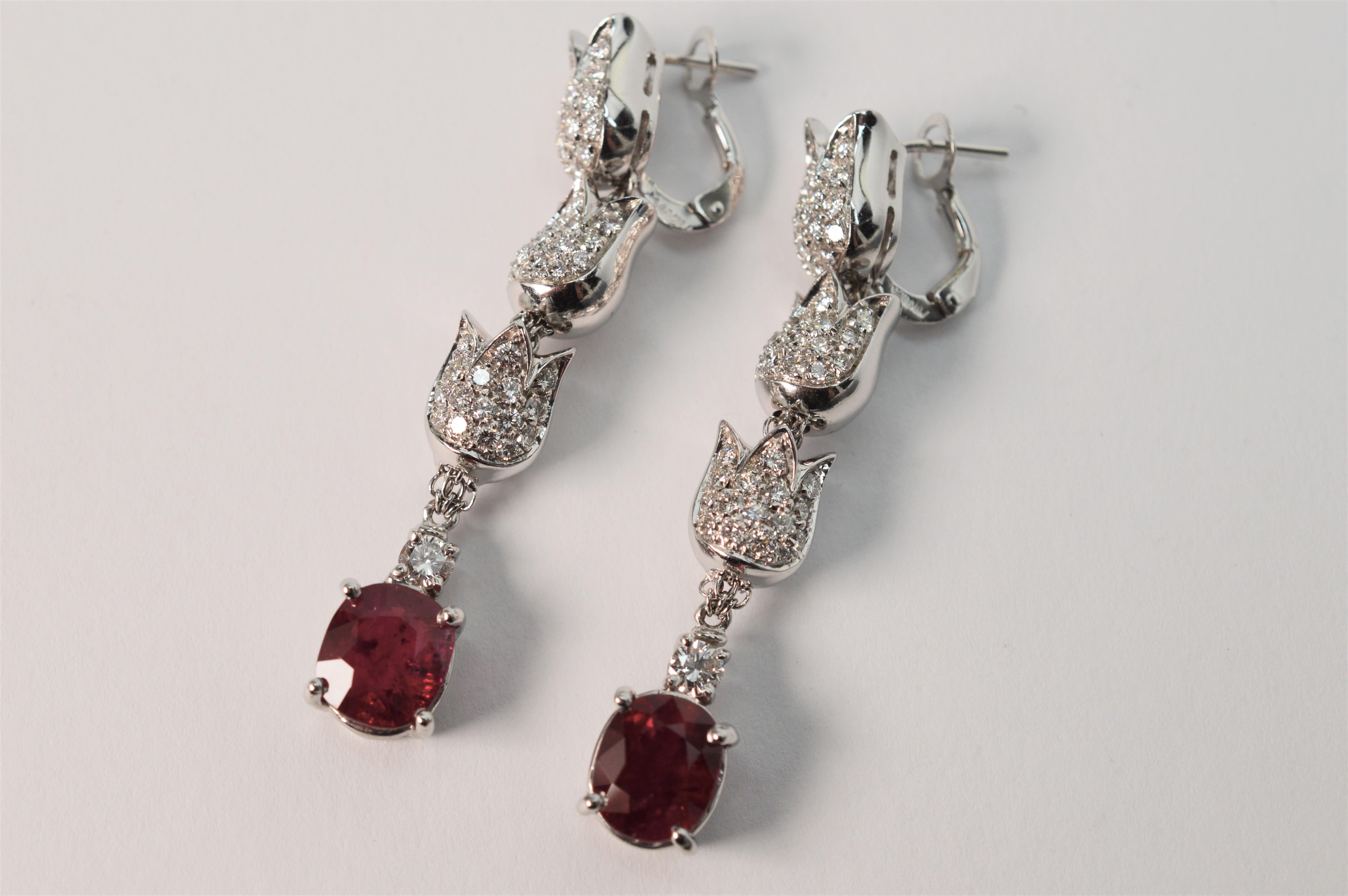 Diamond Ruby Triple Drop Floral Inspired 18 Karat White Gold Earrings by Mikawa In Excellent Condition For Sale In Mount Kisco, NY
