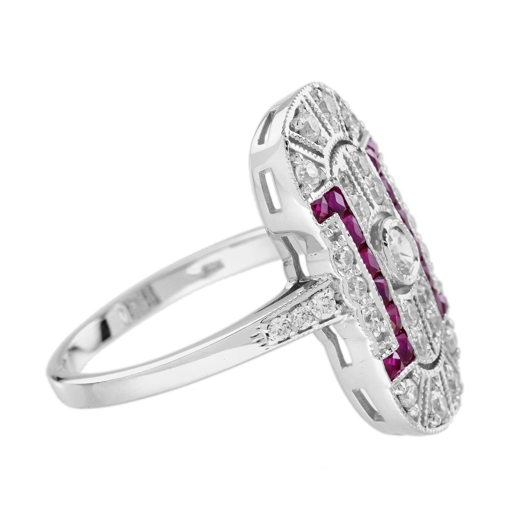 Edoardiano Anello in oro bianco traforato con diamanti e rubini d'ispirazione edoardiana in vendita