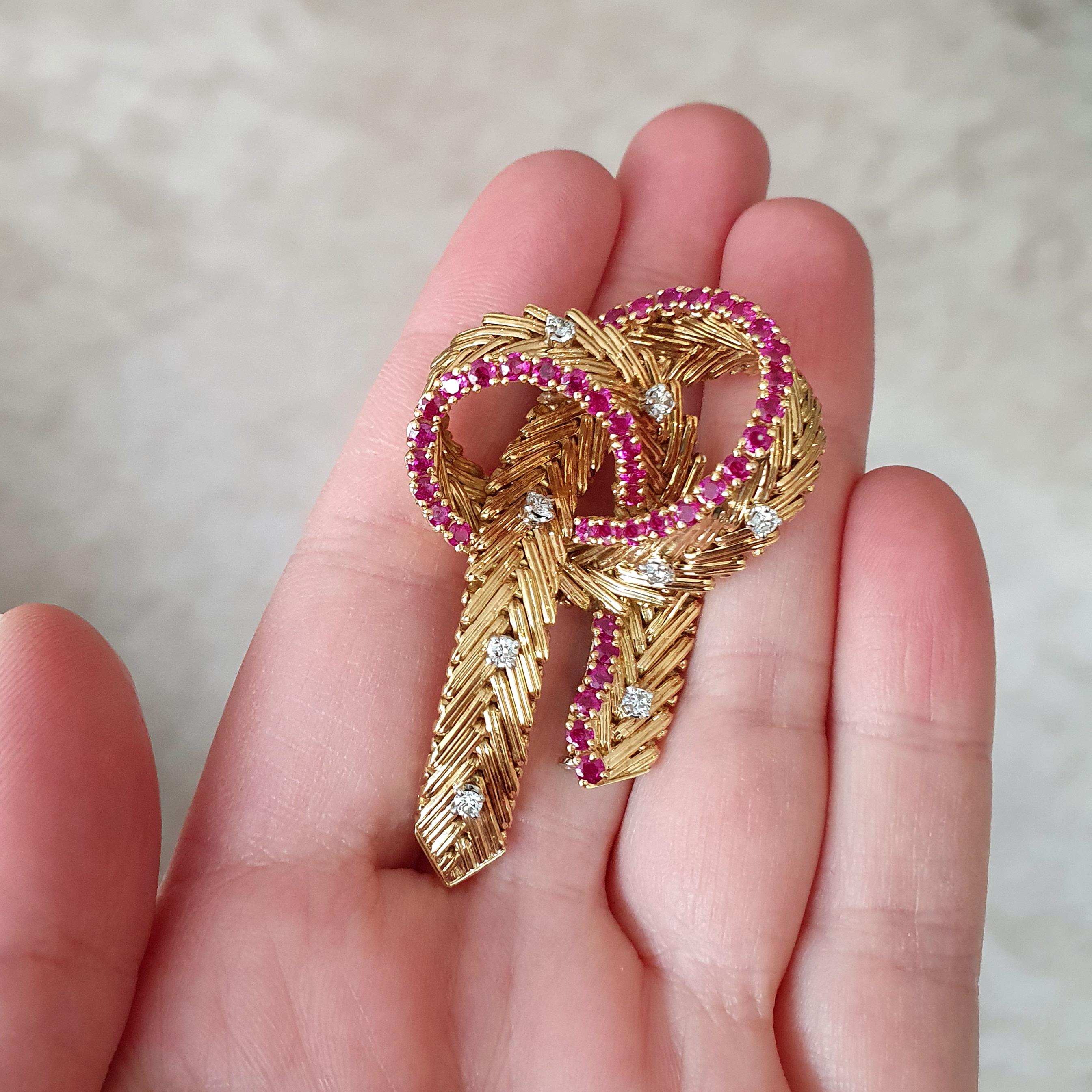 Diamond Ruby Yellow Gold 18K Brooch 1960S For Sale 1