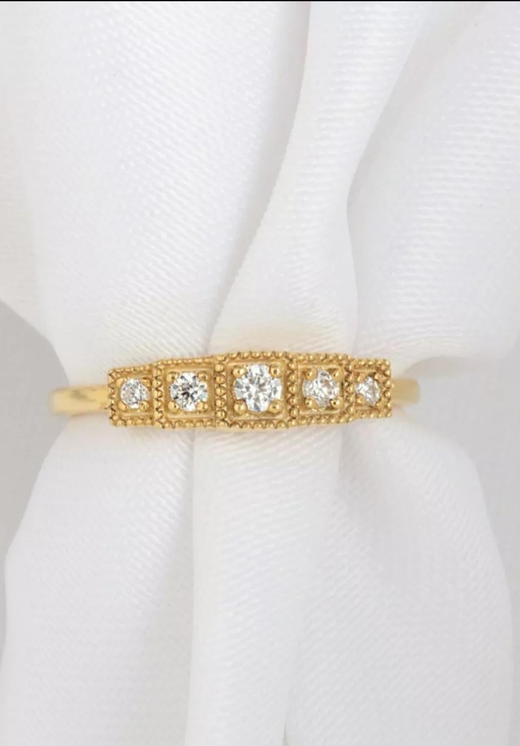 da uomo o donna Anello con diamante a sacchetto in oro massiccio 14K Anello con diamante rotondo con castone Regalo di compleanno in vendita