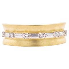 Diamond Saddle Ring, Yellow Gold, Baguette and Round Diamond Band