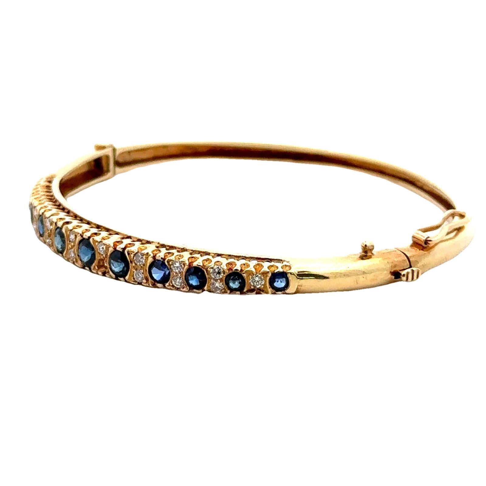 Diamant Saphir 14 Karat Gelbgold Scharnier-Armband (Moderne)