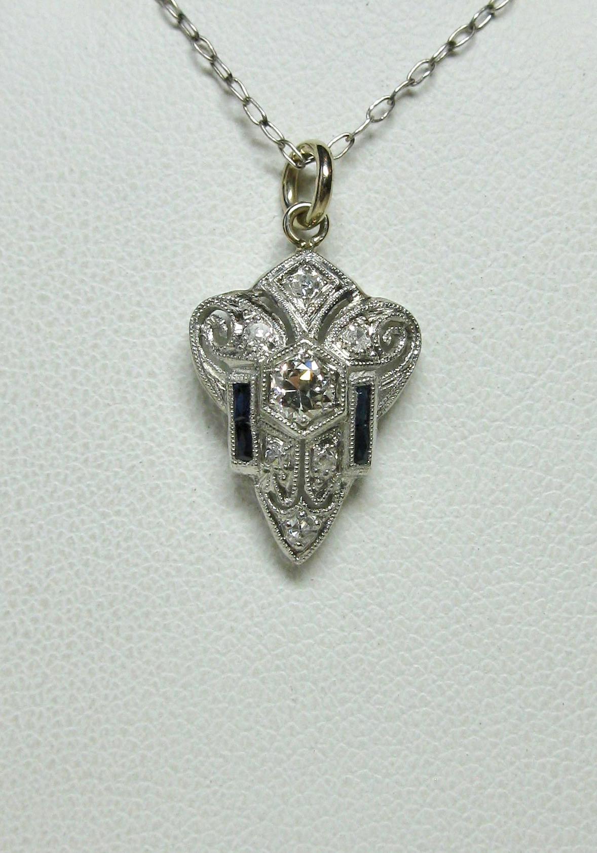 Diamond Sapphire 18 Karat Gold Pendant Lavaliere Antique Art Deco 1