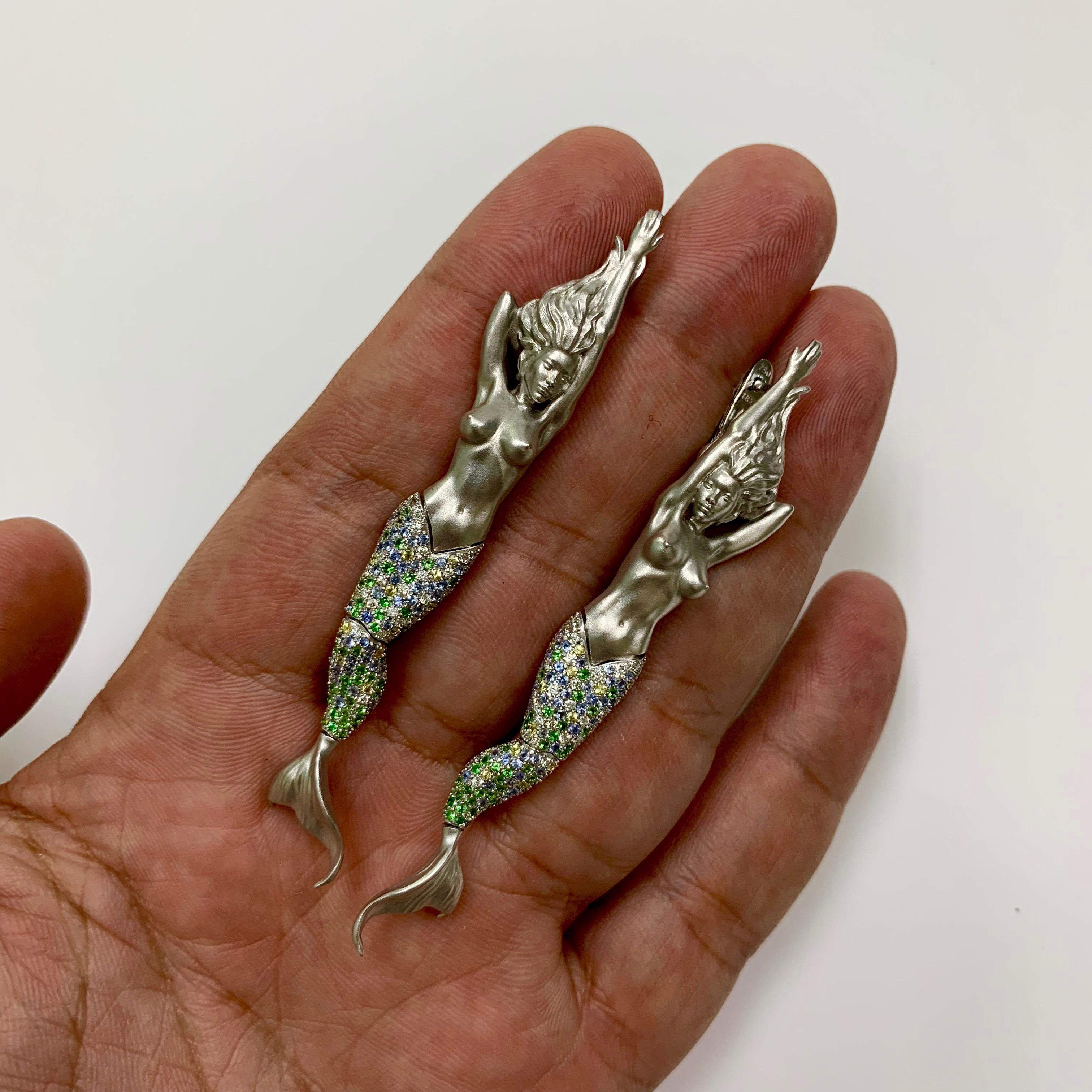 Diamant-Saphir-Ohrringe für Meerjungfrauen aus 18 Karat Weißgold (Zeitgenössisch) im Angebot