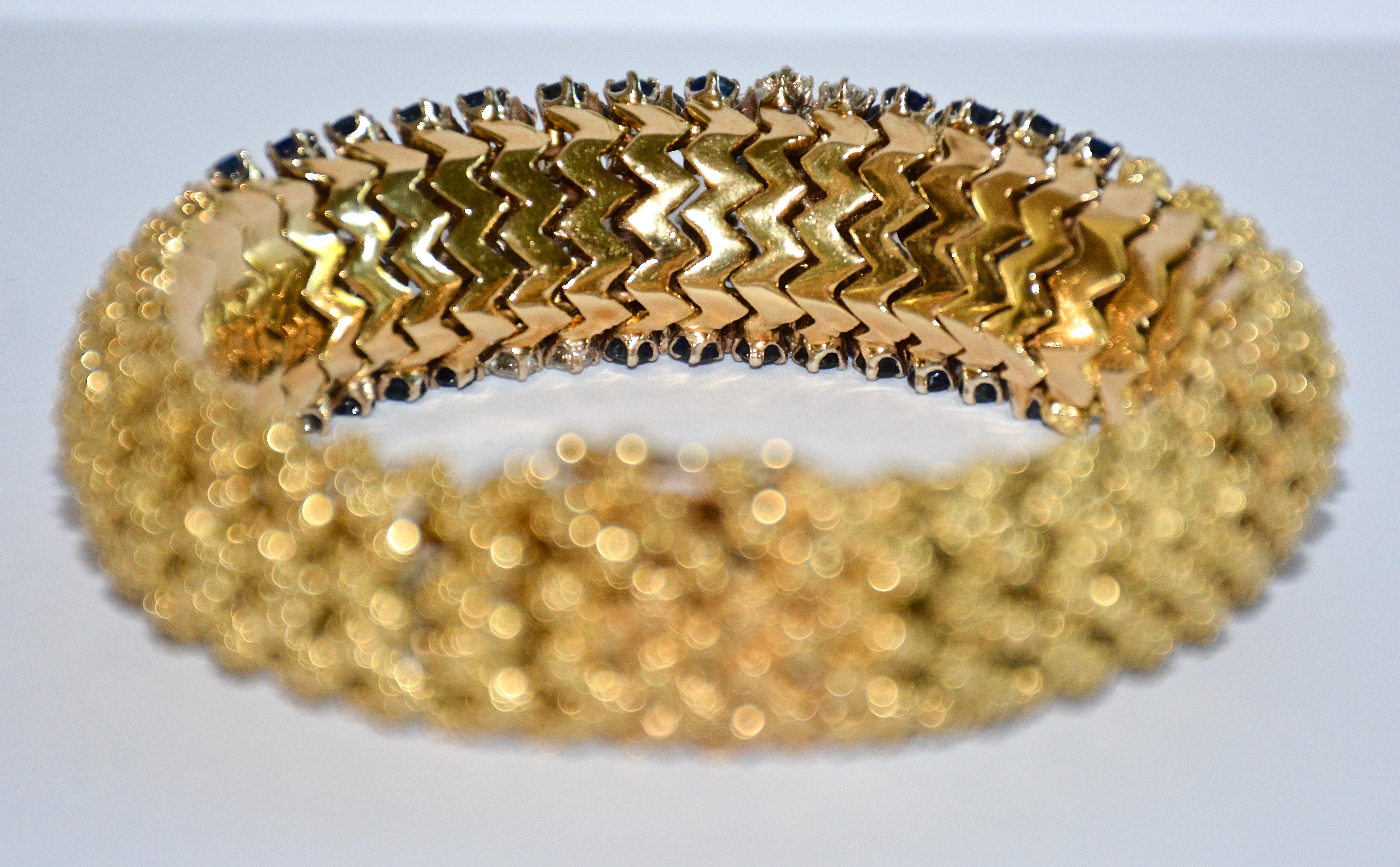Diamond, Sapphire and 18k Gold 'Cous Cous' Flexible Link Bracelet In Good Condition For Sale In Los Angeles, CA