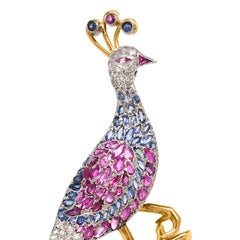 Pfauenbrosche mit Diamanten:: Saphiren und Rubinen