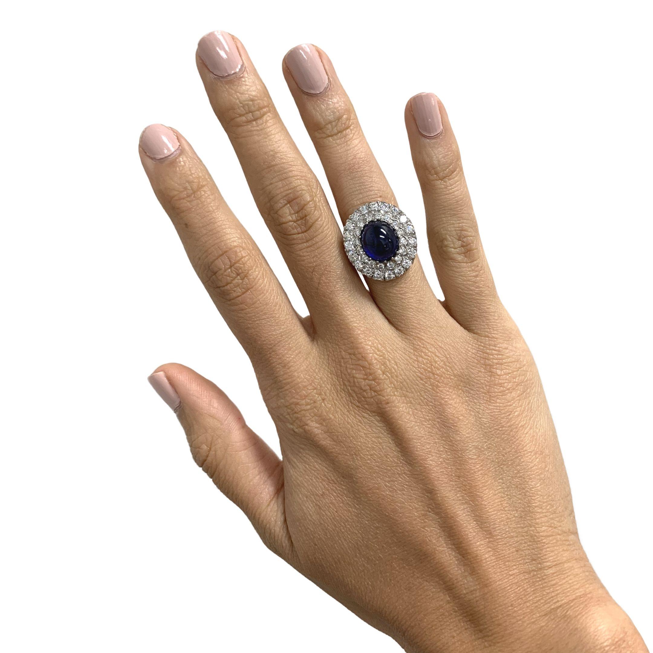 Diamond and Cabouchon Sapphire Antique Style Ring In New Condition In Miami, FL