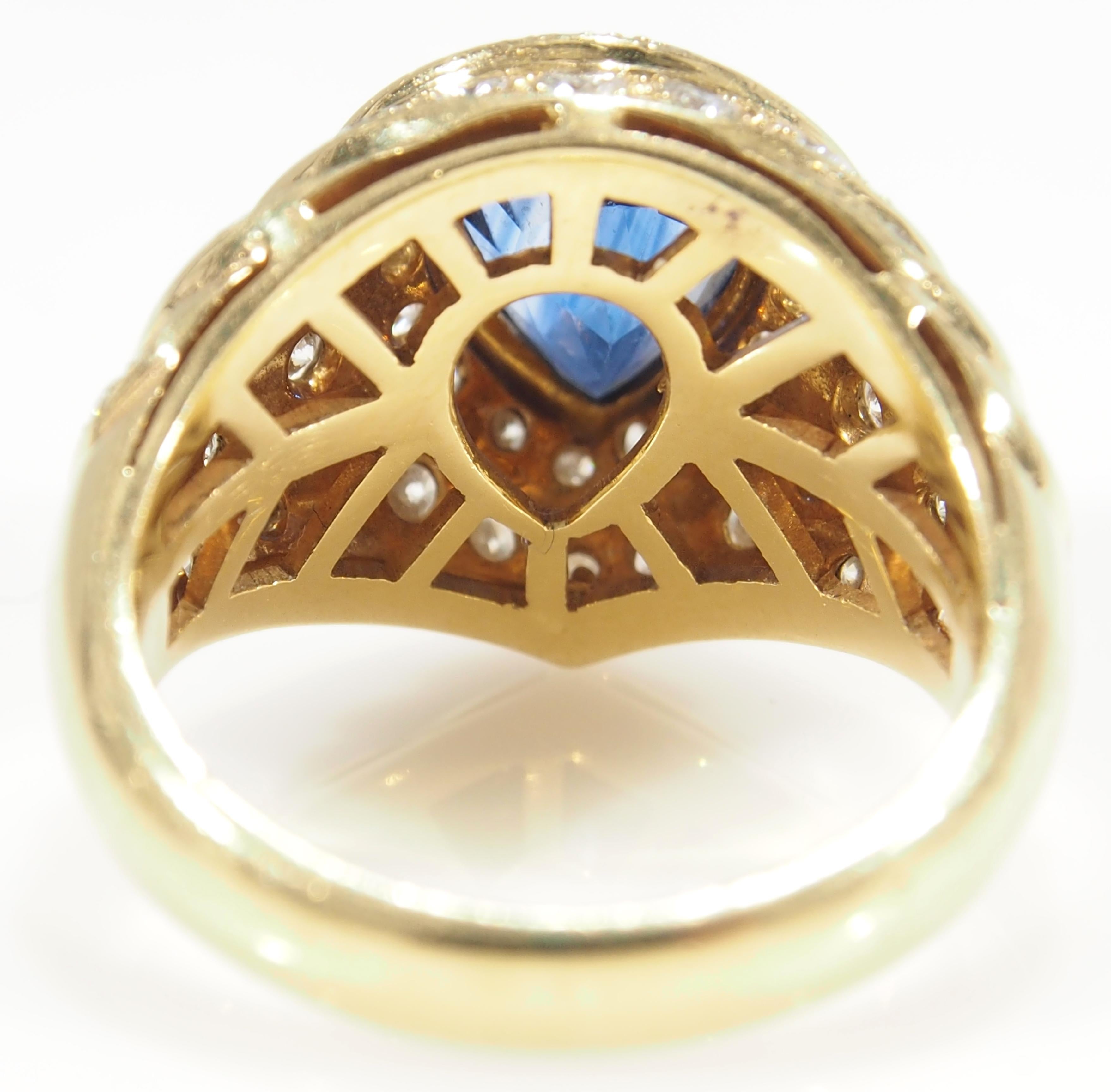 Women's or Men's Diamond Sapphire Dome Ring Retro Yellow Gold 18 Karat