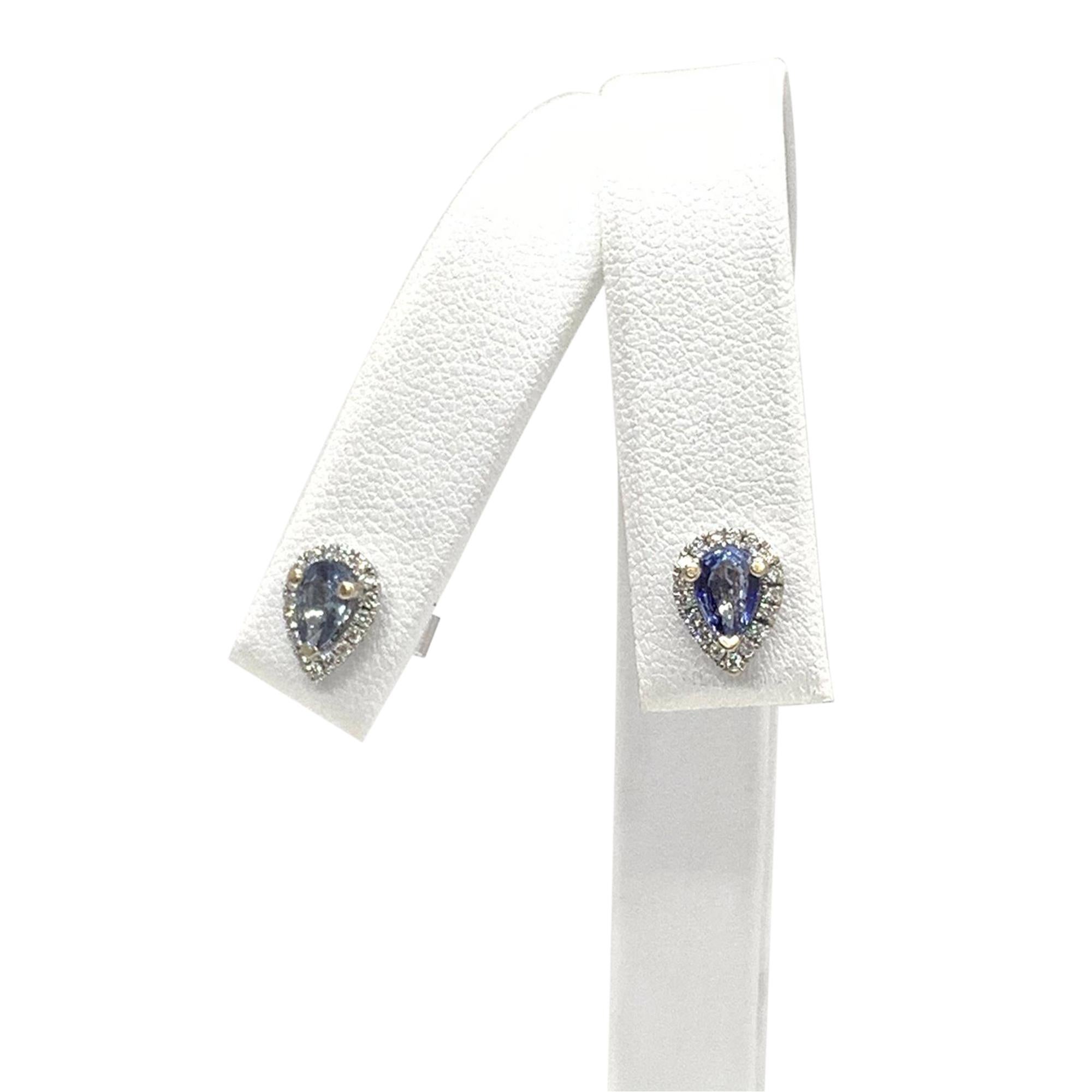 Diamond Sapphire Earrings 18k White Gold Stud 0.60 TCW Certified In New Condition For Sale In Brooklyn, NY