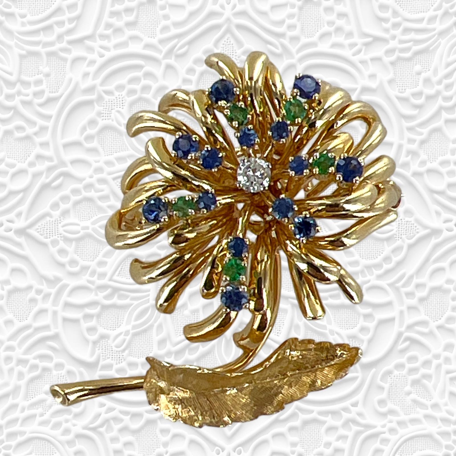 Women's Diamond Sapphire Emerald 14 Karat Yellow Gold Flower Vintage Pin Brooch  For Sale