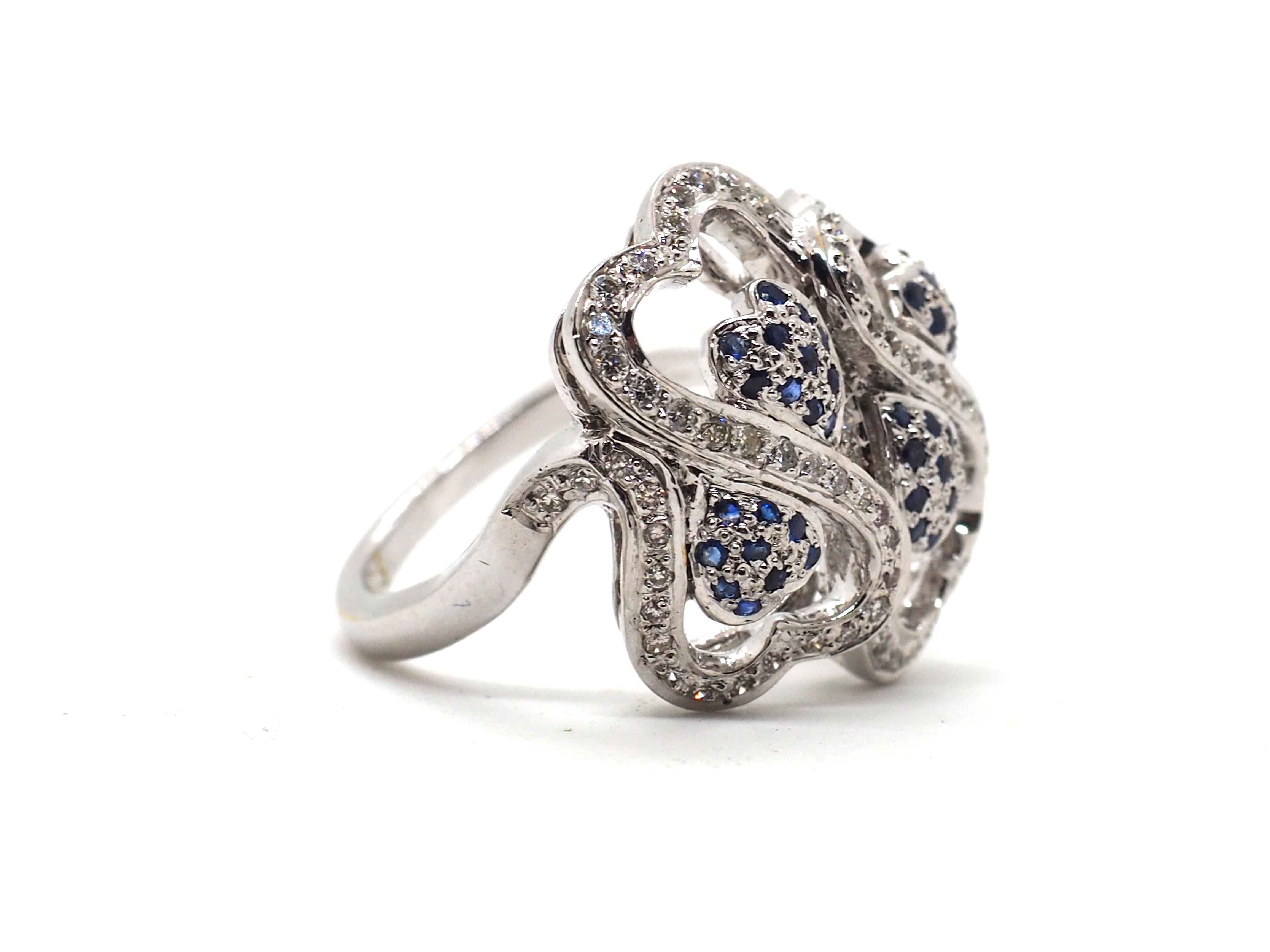 Diamond Sapphire Fashion 18K White Gold Ring In Excellent Condition For Sale In Geneva, CH
